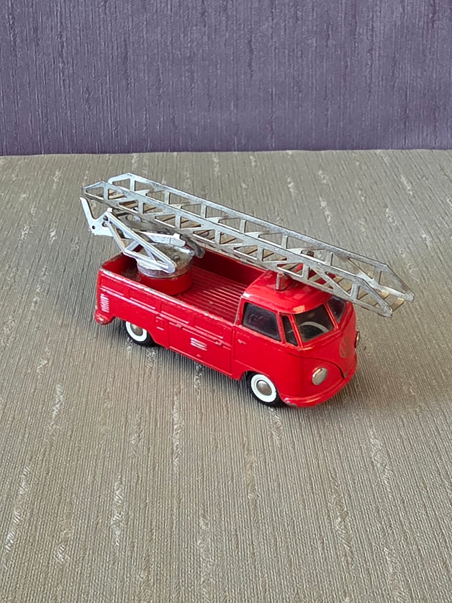 Tekno VW Type II Stigebrandbil
