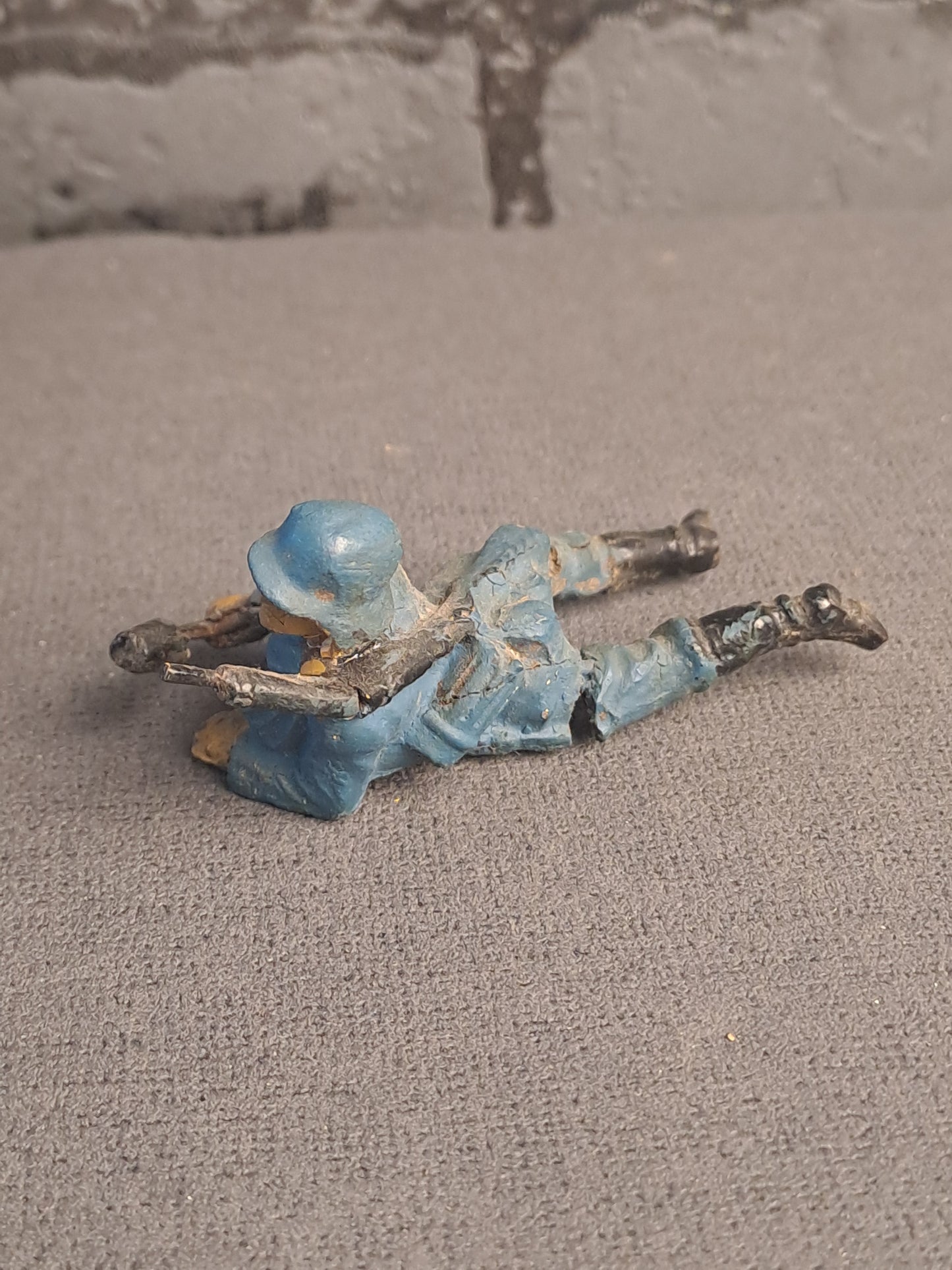 Lineol German Soldier with Hand Grenade