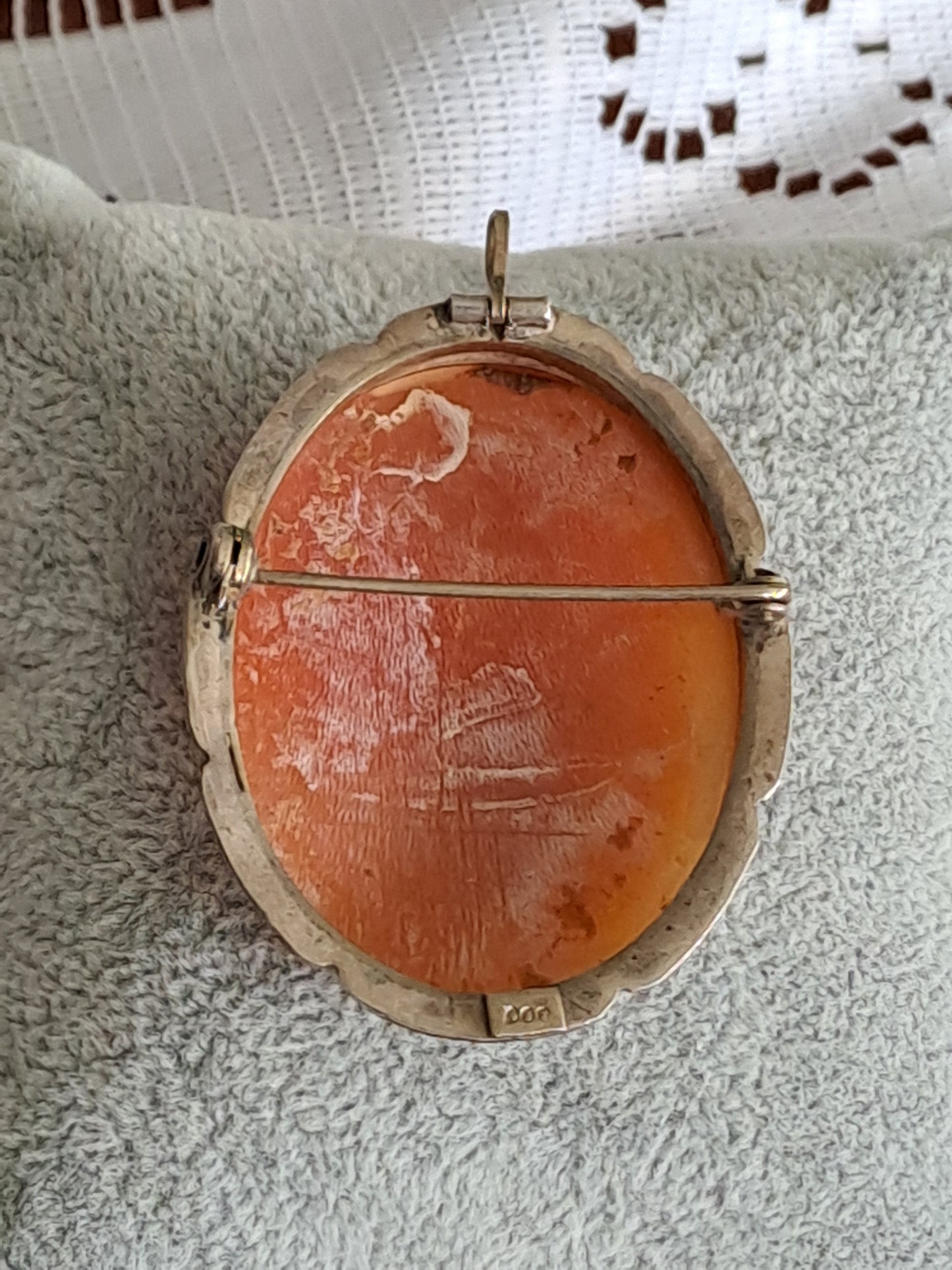 Large Antique 800 Silver Shell Carved Cameo Pendant/Brooch