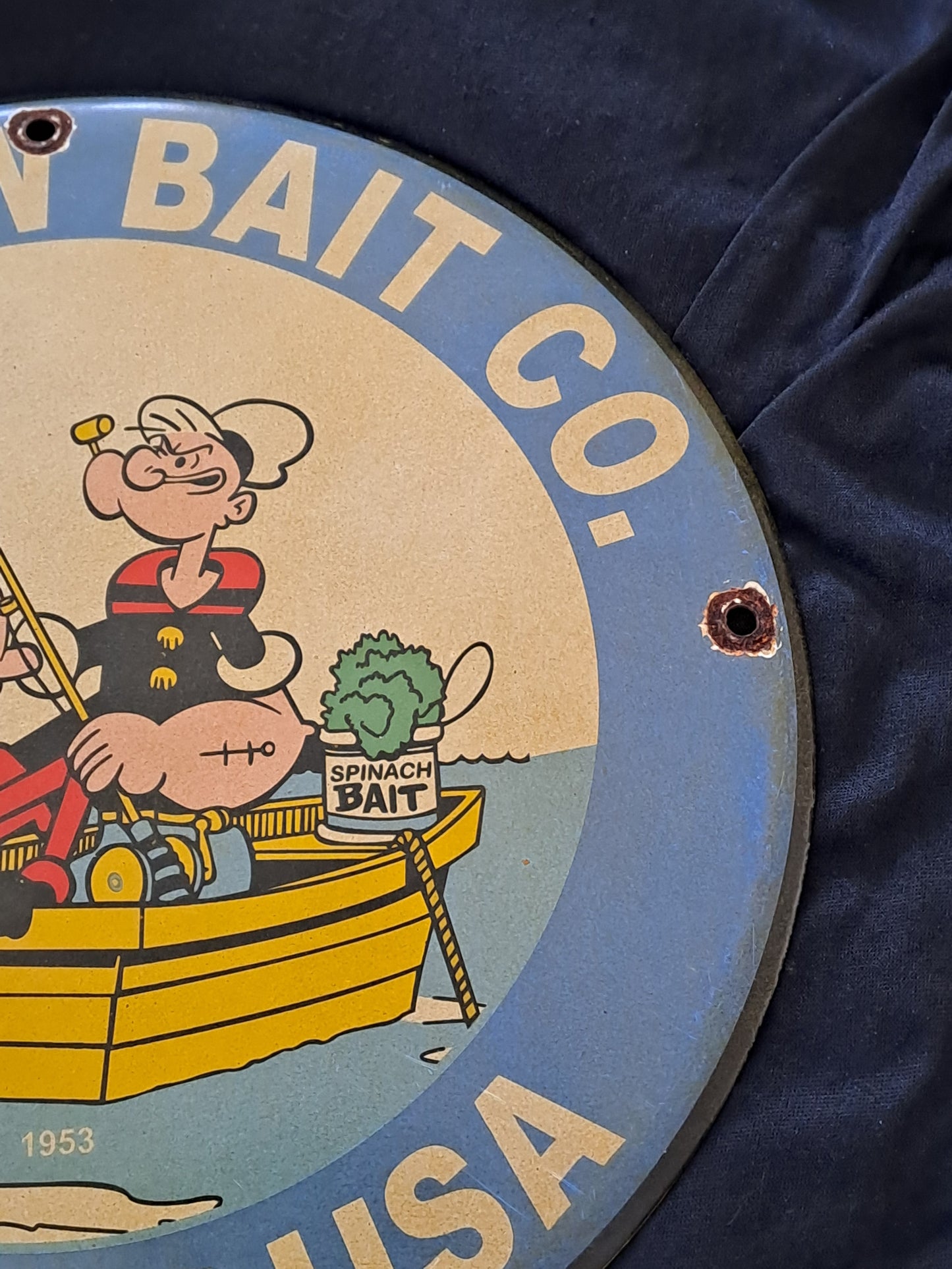 Paw Paw Bait Enamel Sign with Popeye / Paw Paw Bait Emaljeskilt med Skipper Skræk