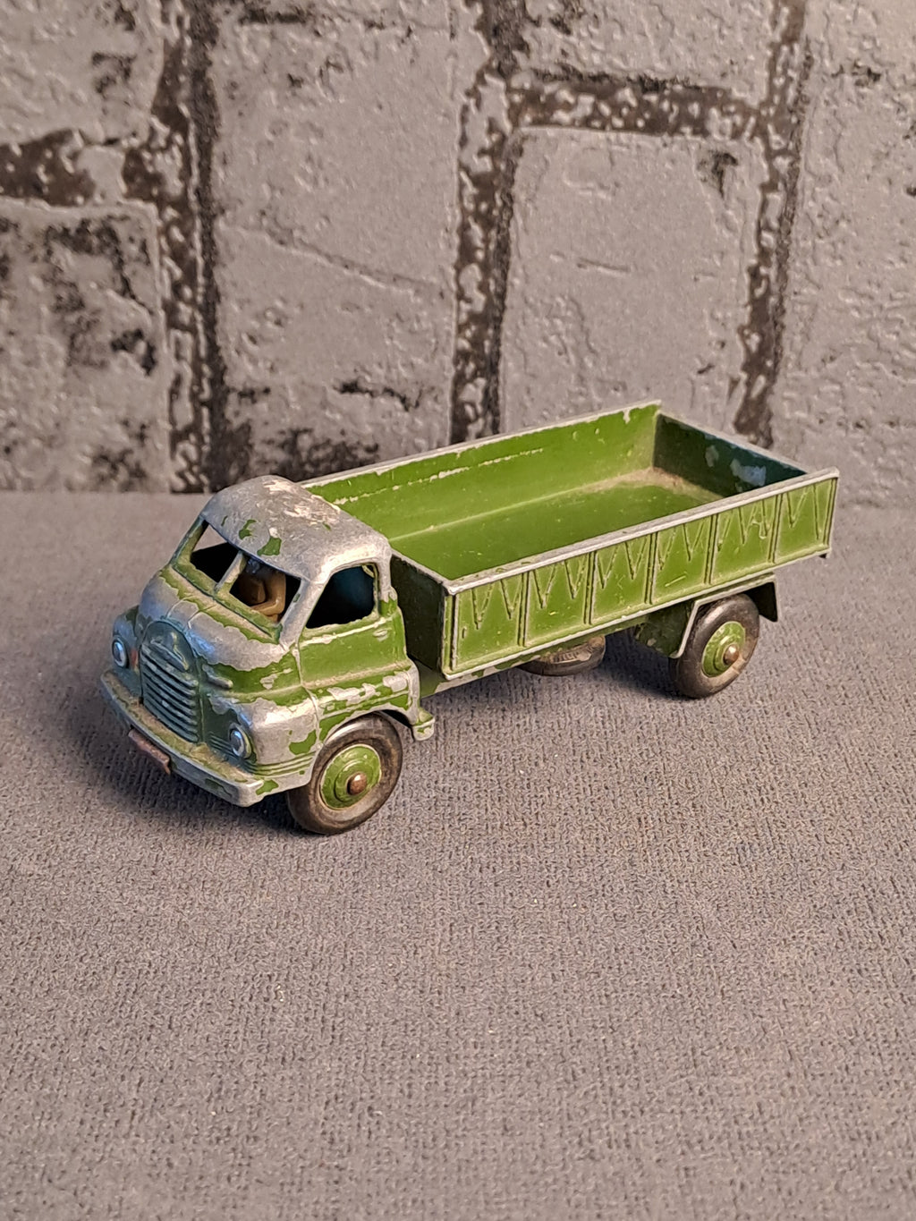 Dinky Toys 651