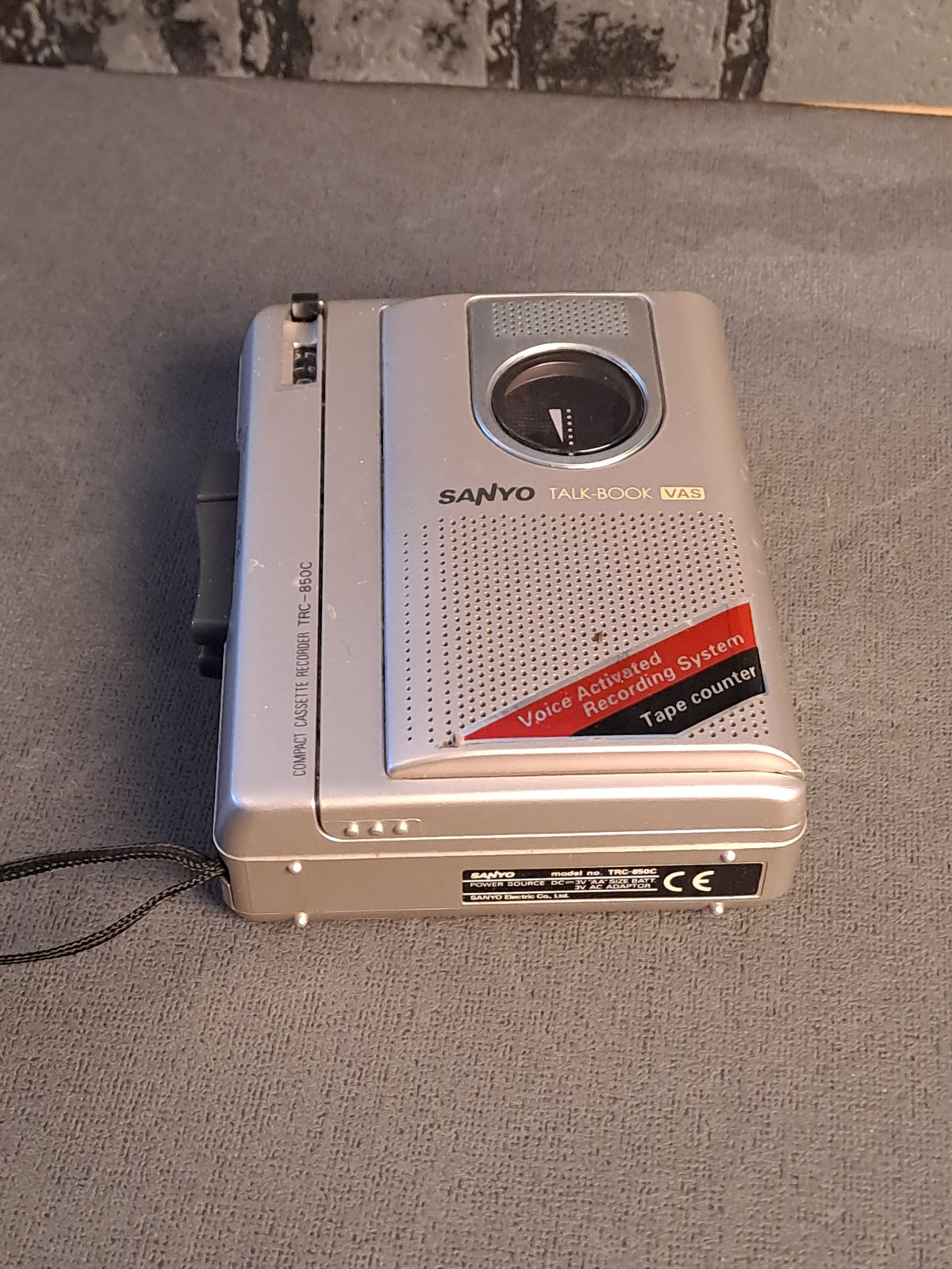 Sanyo Walkman Talk Book 1988