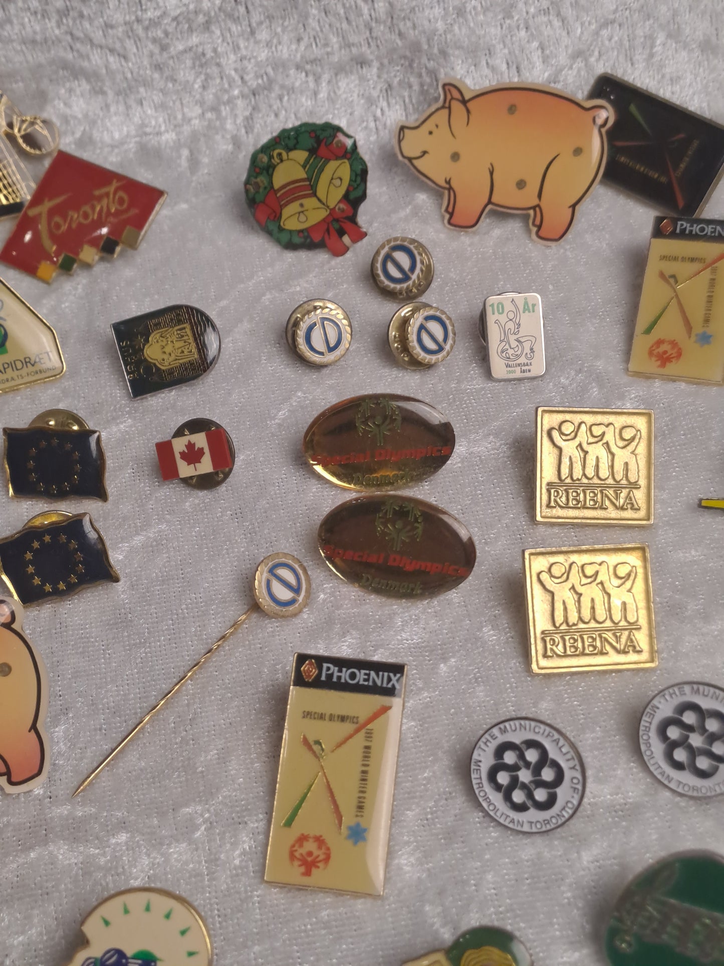 Vintage Pins 38 pc.