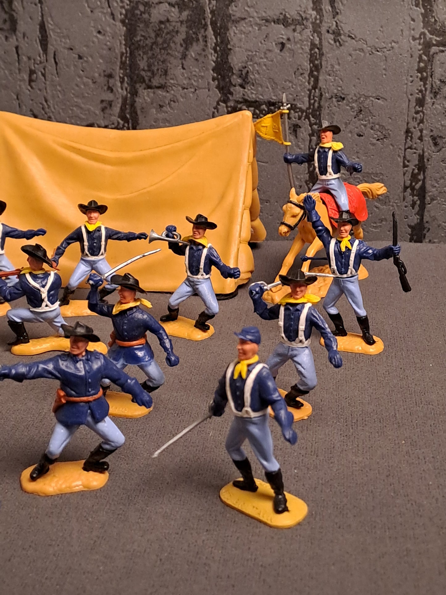 Timpo Toys U.S Cavalry Scenary