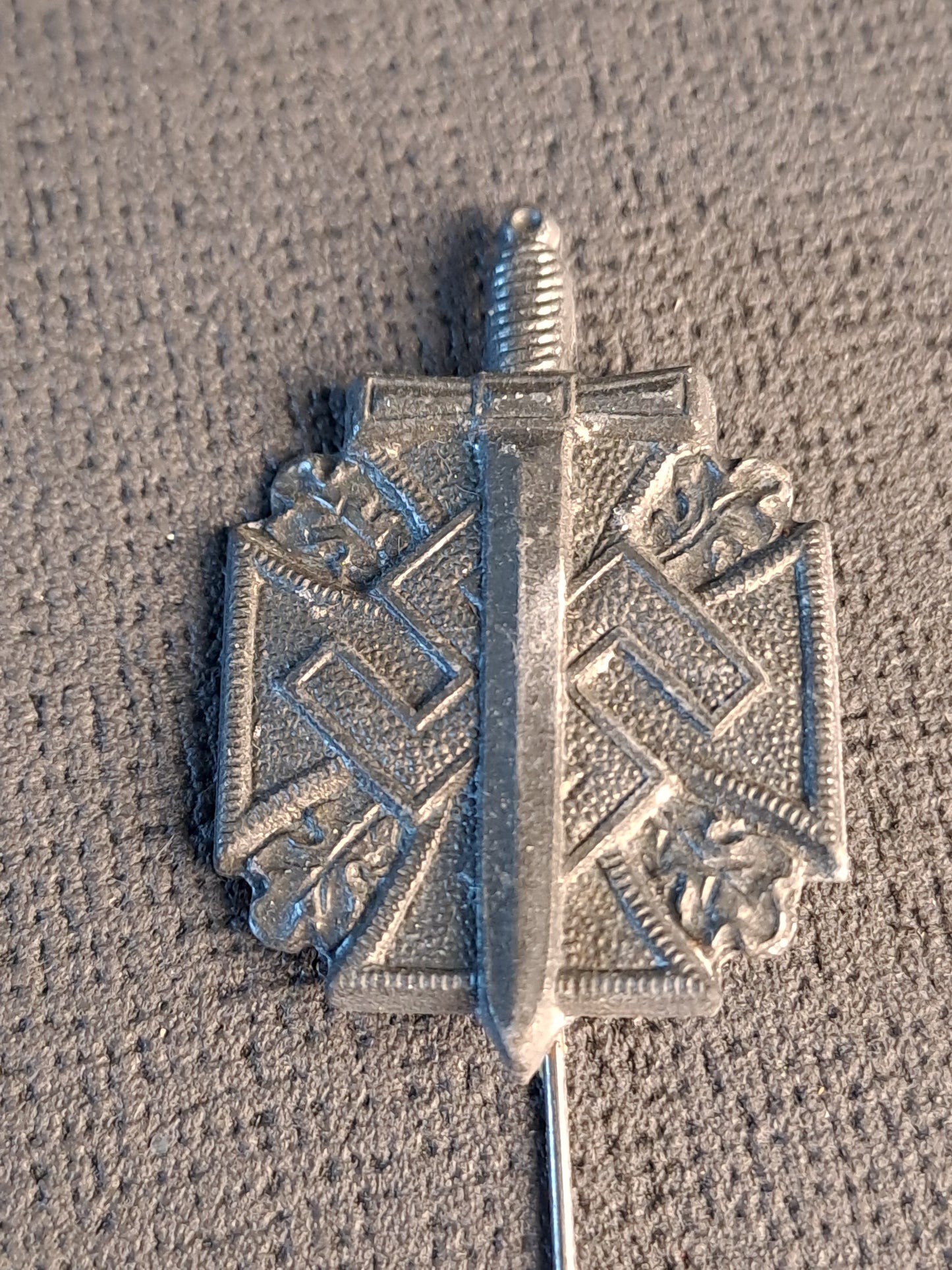 WW2 Loyality Pin N.S.D.A.P.