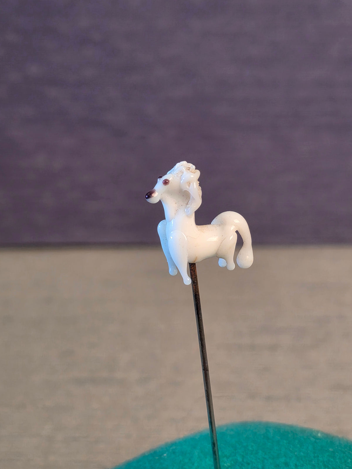 Needle pin Poodle