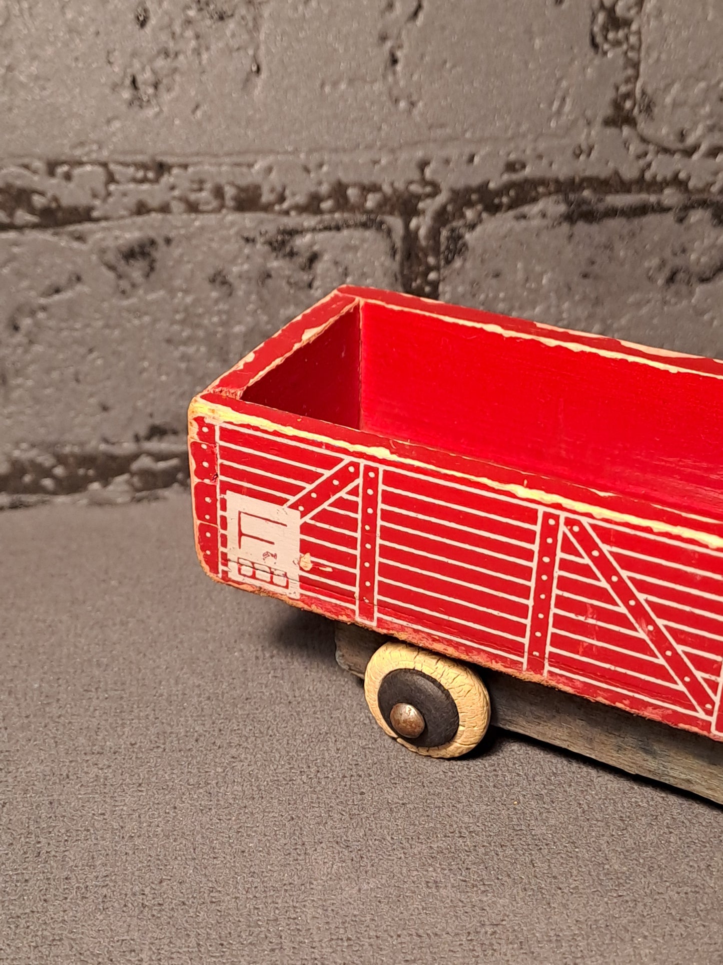 Hanse Locomotive and Wagon Wood Denmark 1950-1959 / Hanse Lokomotiv og Vogn Danmark 1950-1959