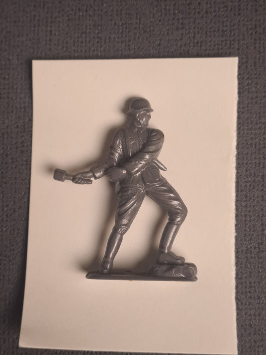 WHW Plastic Figure / WHW Plastik Figur