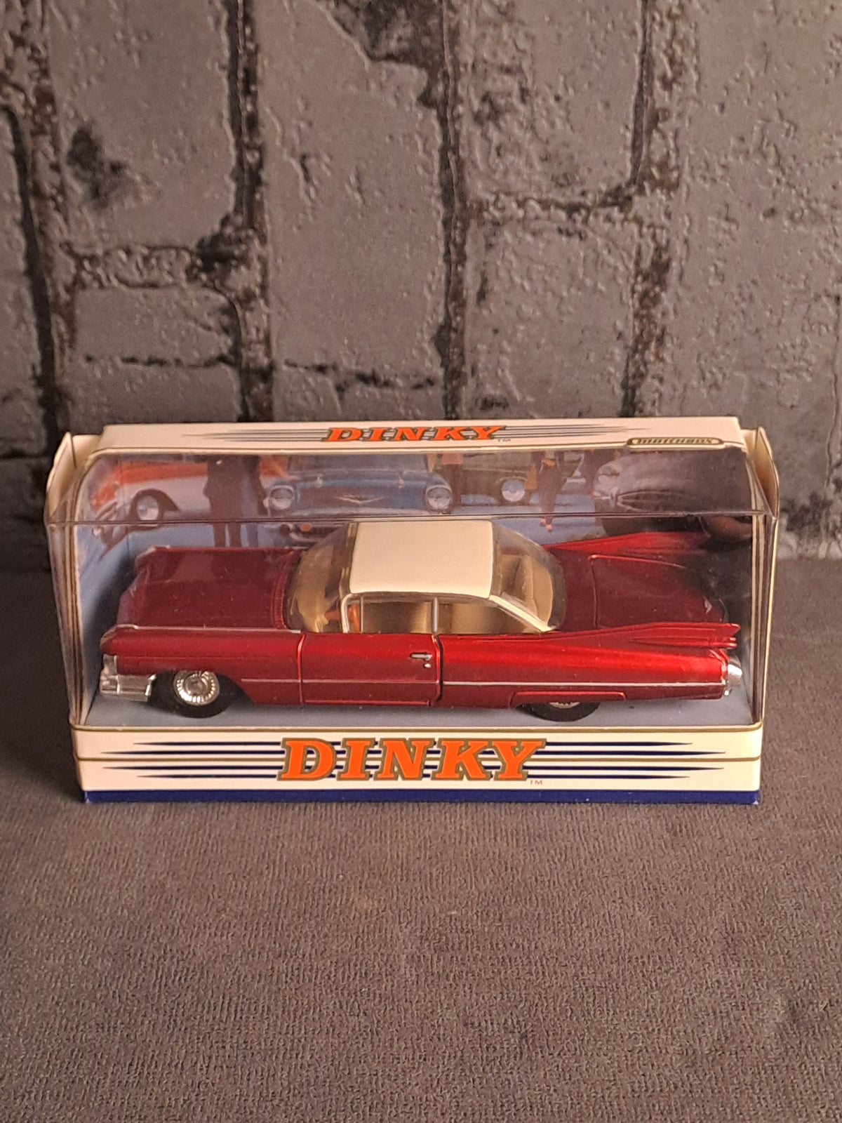 The Dinky Collection 1959 Cadillac Coupé De Ville