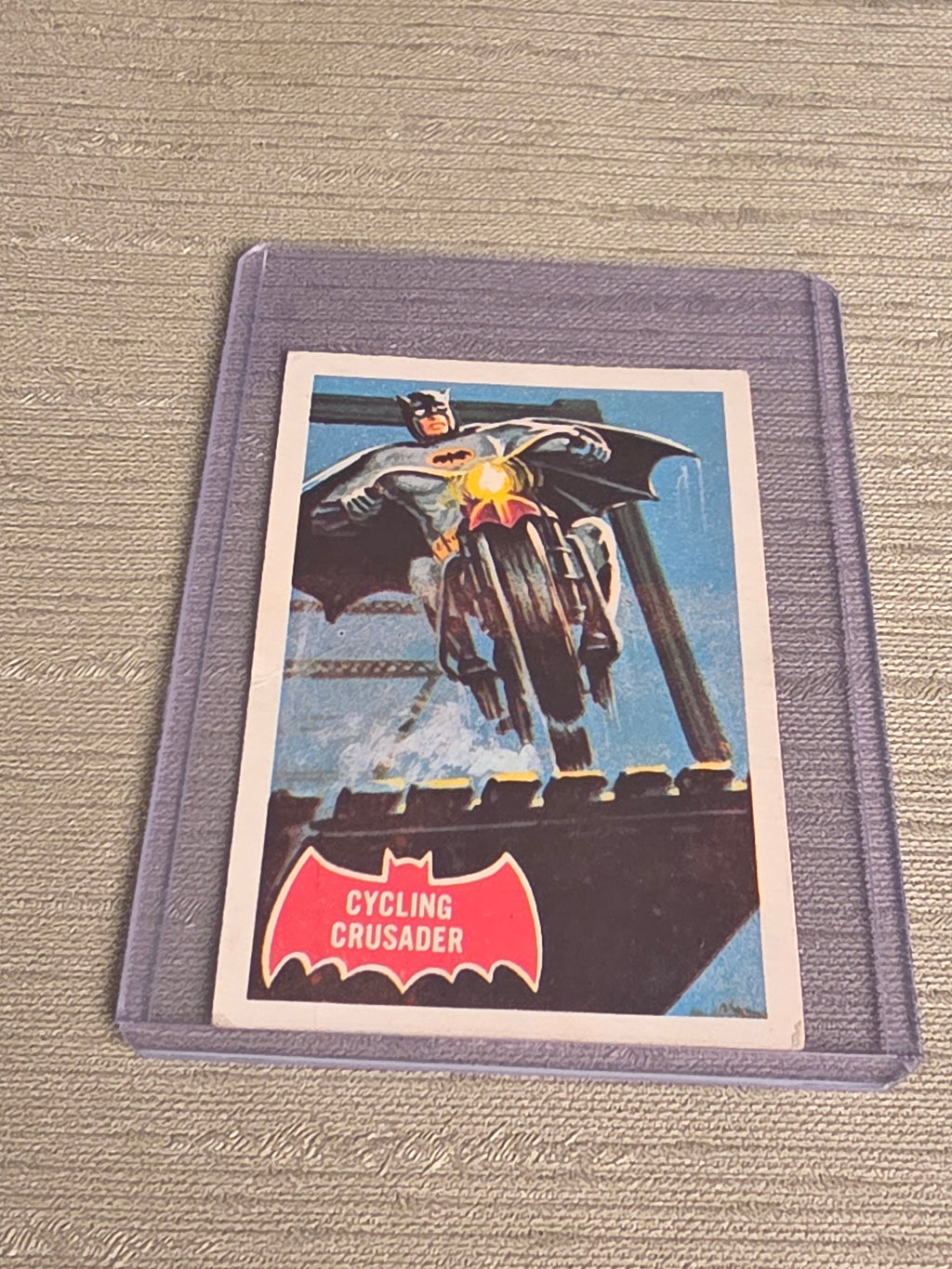 Batman Vintage Samlerkort 1966 Cycling Crusader