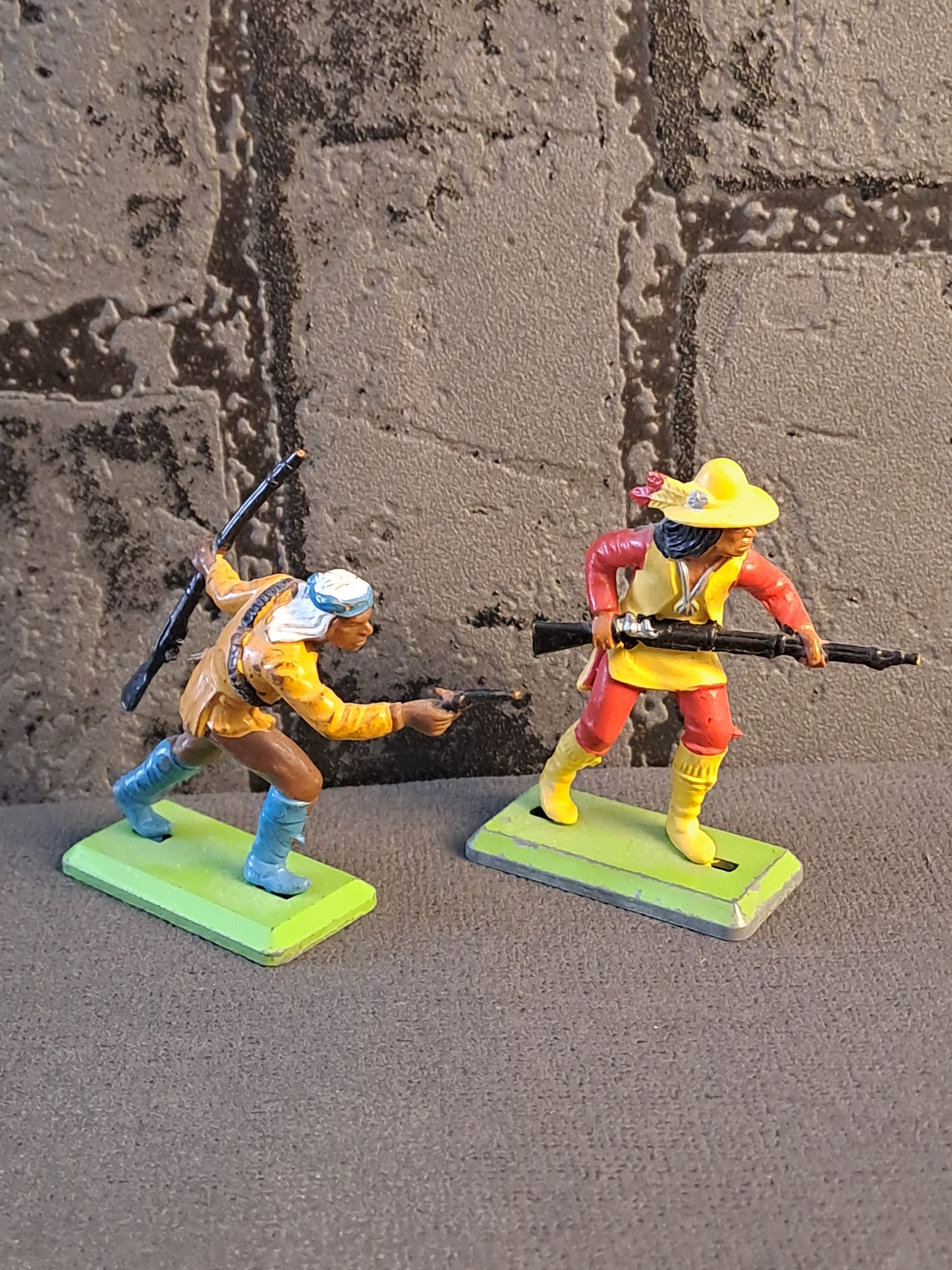 Britains Deetail Apaches and Mexicans / Apache Indianere og Mexikanere