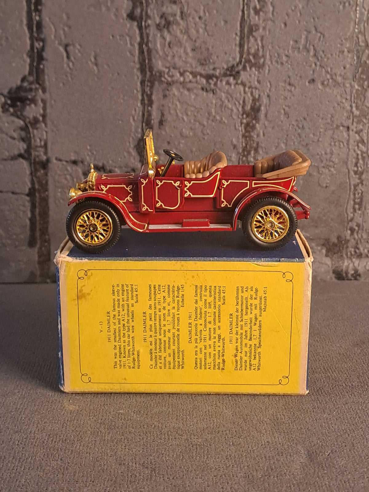 Matchbox Models of Yesteryear 1911 Daimler