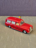 Tekno Mercedes-Benz 220S Ambulance