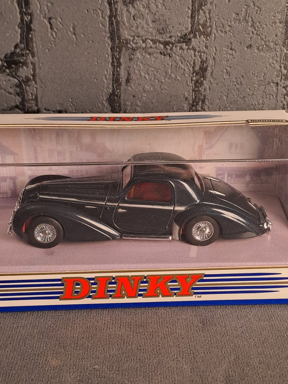 The Dinky Collection Delahaye 145
