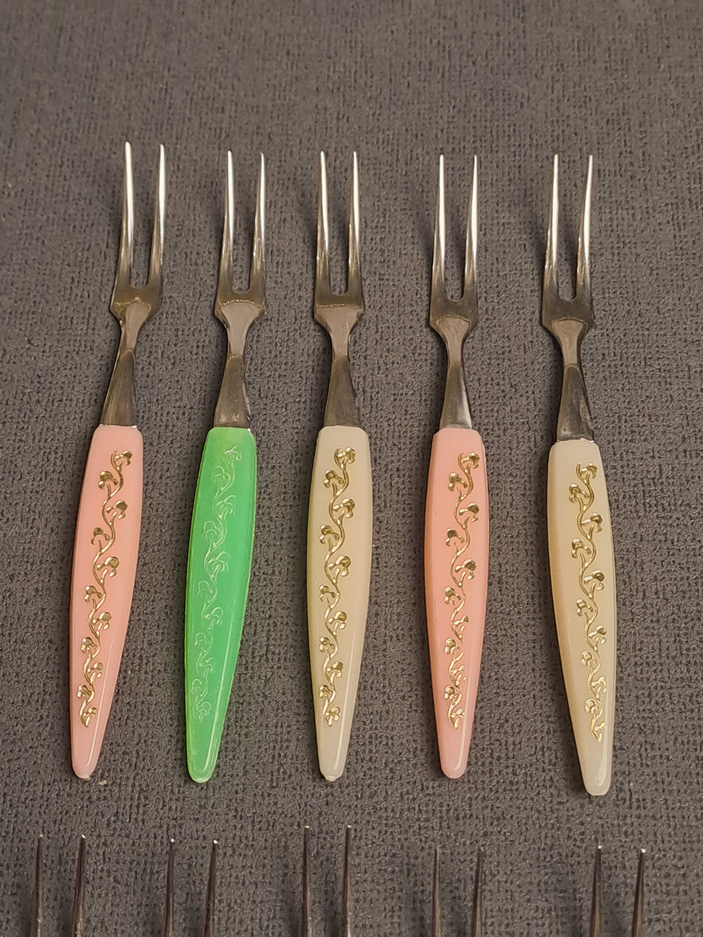 Vintage Forks / Vintage Cold Cut Forks