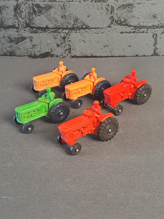 Vintage Plastic Tractors / Vintage Plastik Traktorer