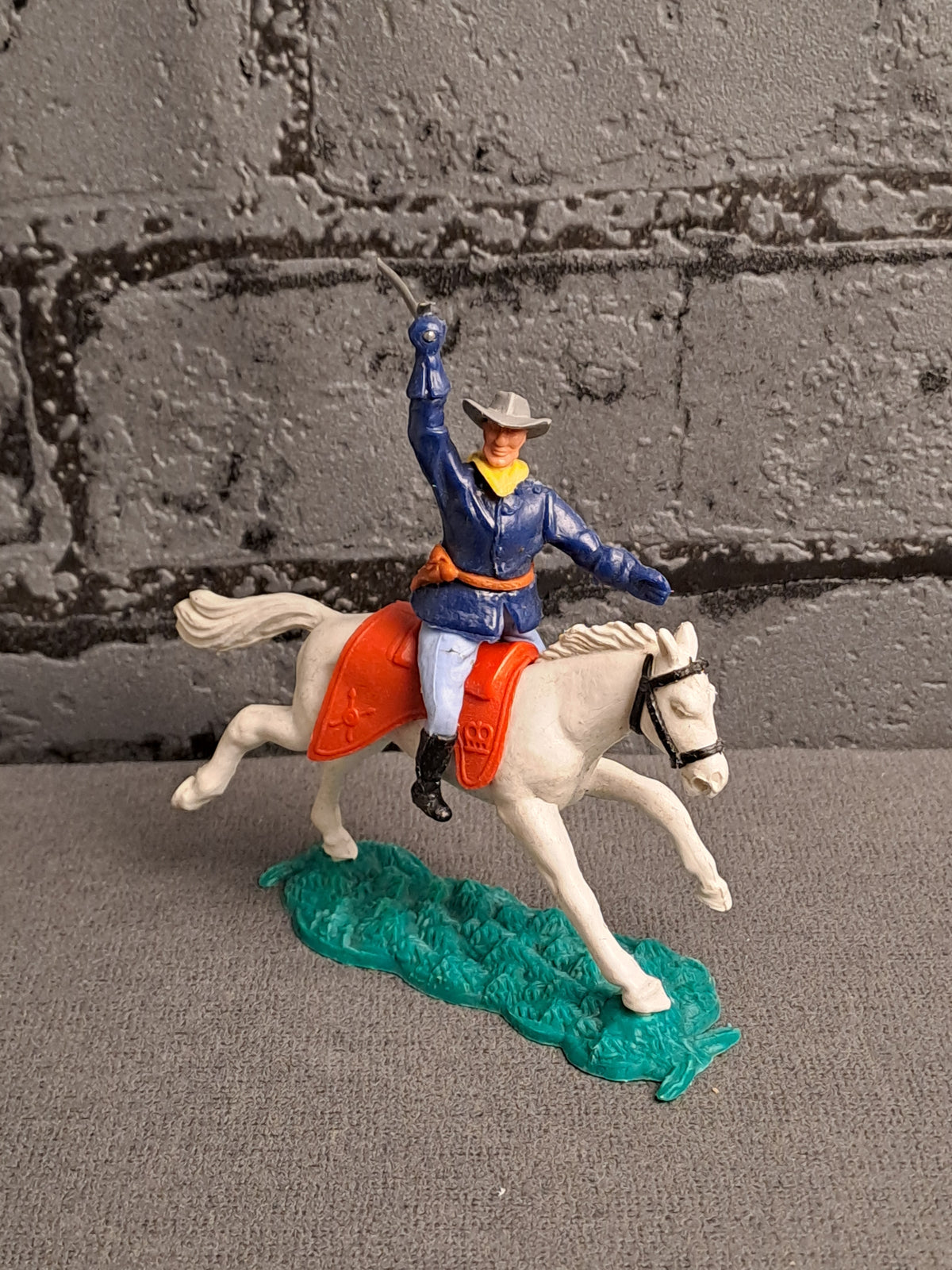 Timpo Toys U.S. Cavalry Officer on Horse / Timpo Toys Kavaleri Officer på Hest
