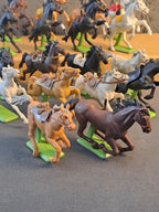 Britains Deetail Wild West Horses x18