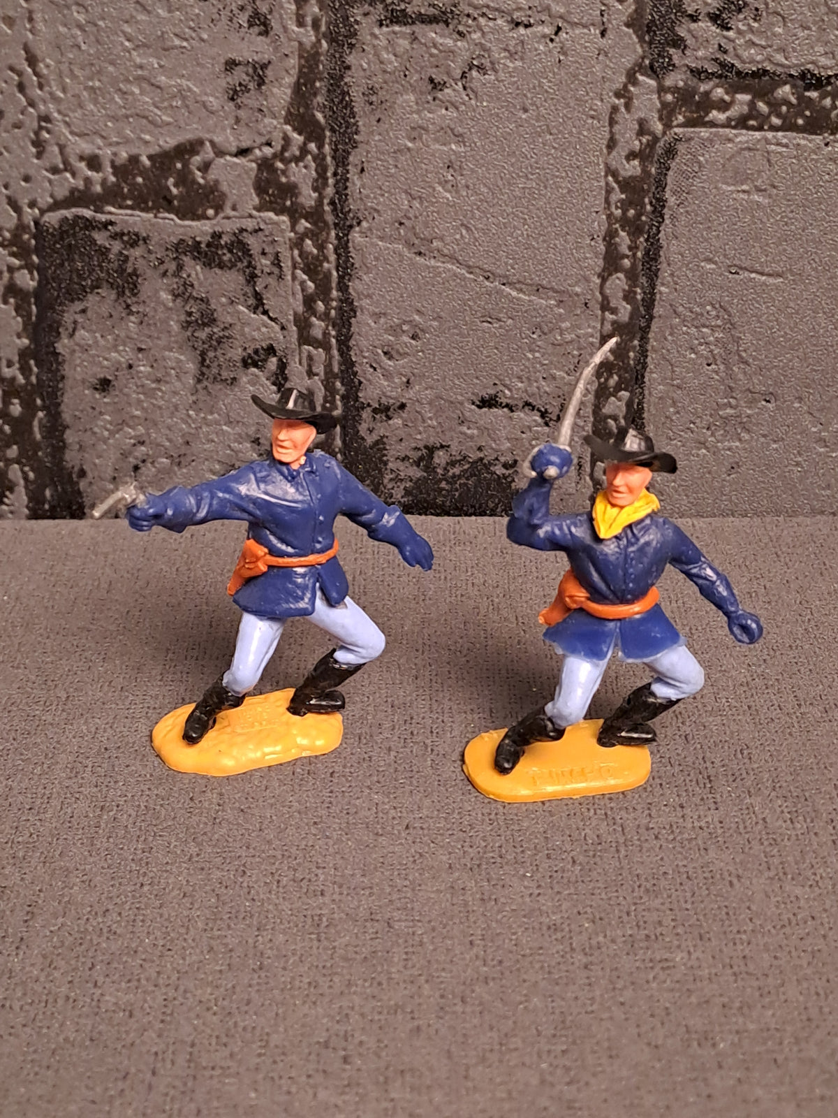 Timpo Toys U.S. Cavalry Scenery