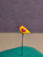 Stick pin Yellow Bird