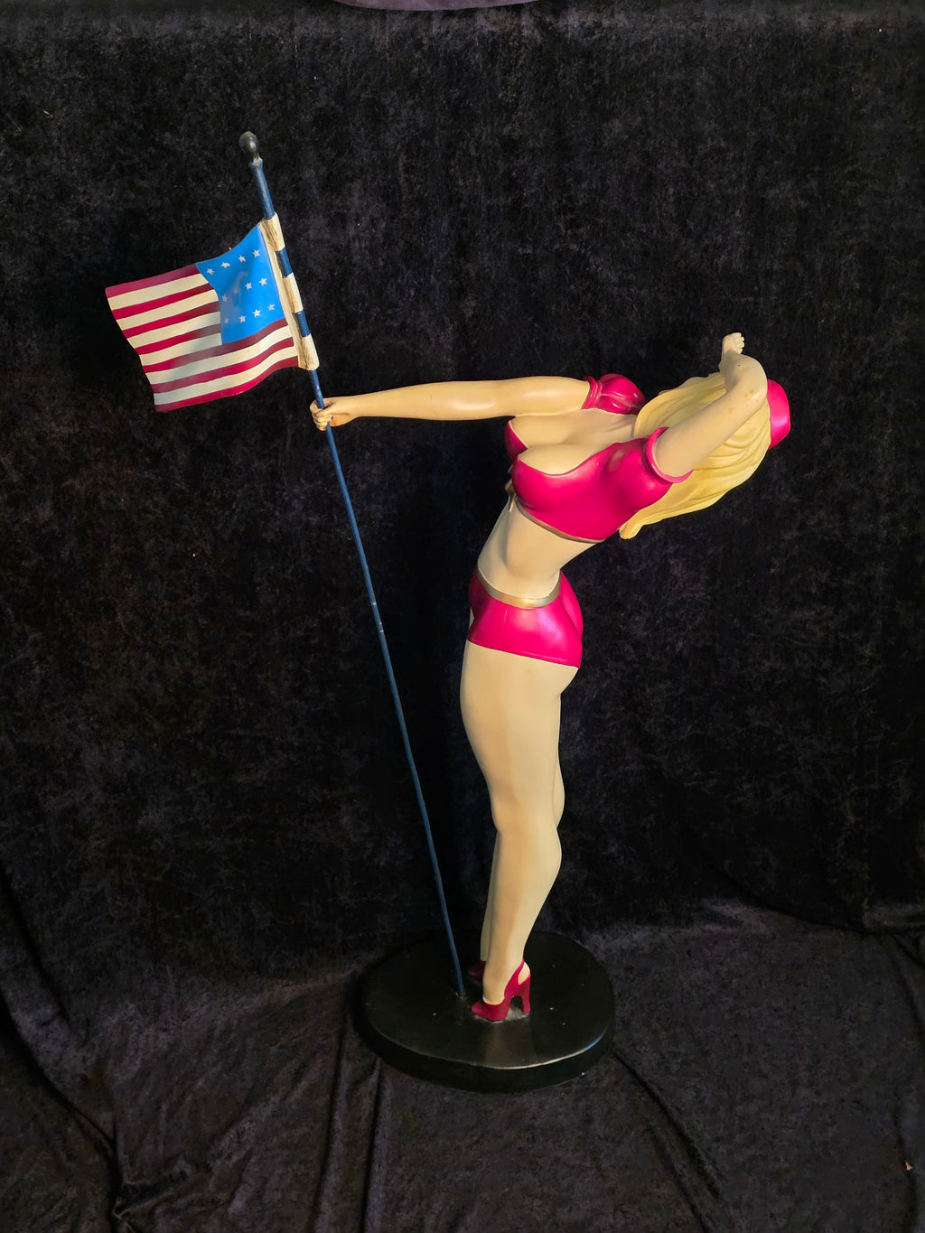 Vintage Pin Up Figur med Amerikansk Flag