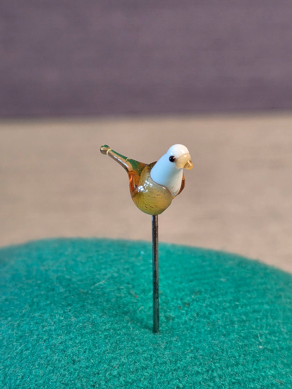 Bird sewing pin