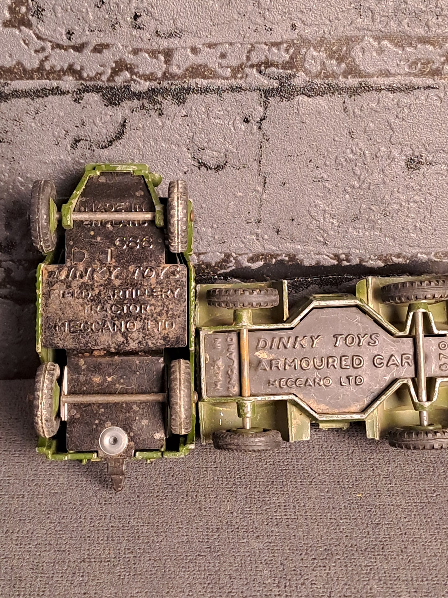 Dinky Toys Armoured Car and Field Artillery Tractor