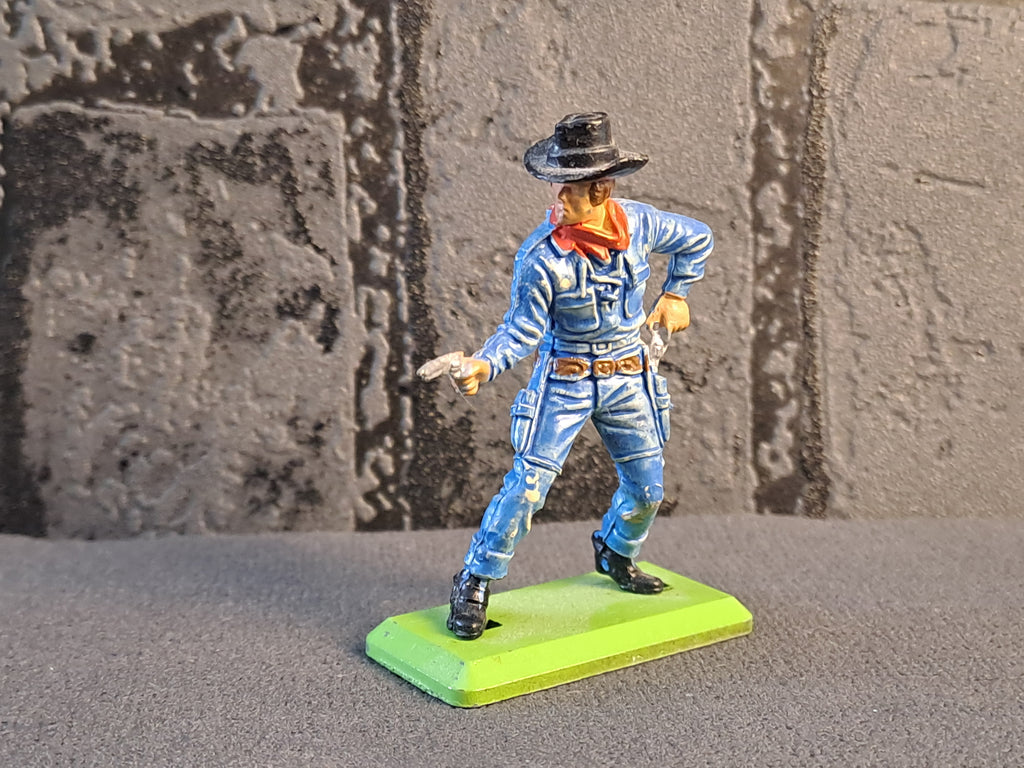 Britains Deetail Cowboys on Horses and More