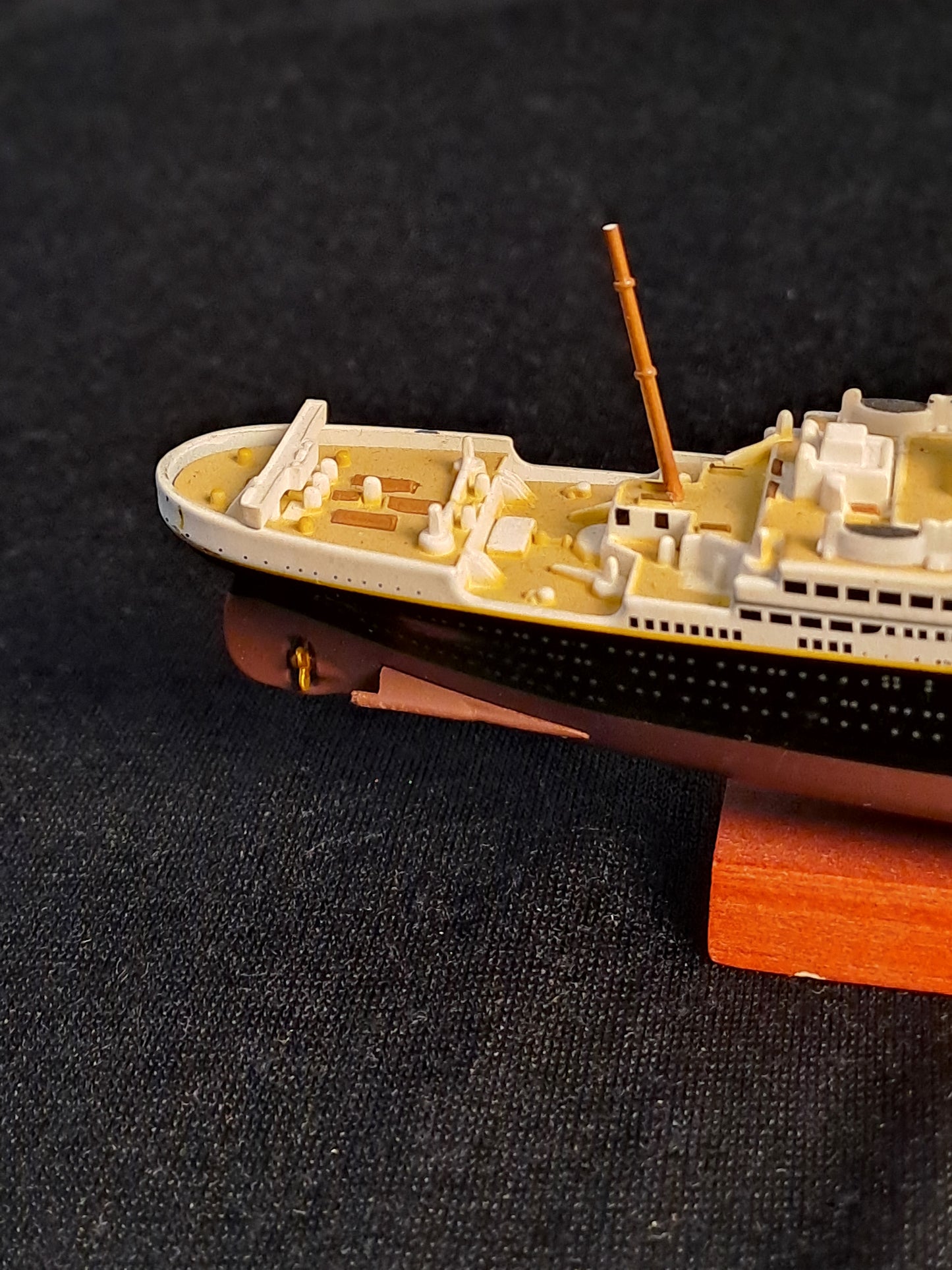 Titanic Model Ship / Titanic Modelskib