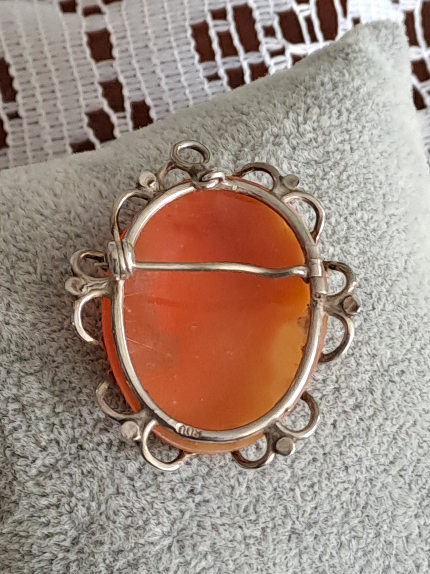 Large Antique 800 Silver Shell Carved Cameo Pendant/Brooch