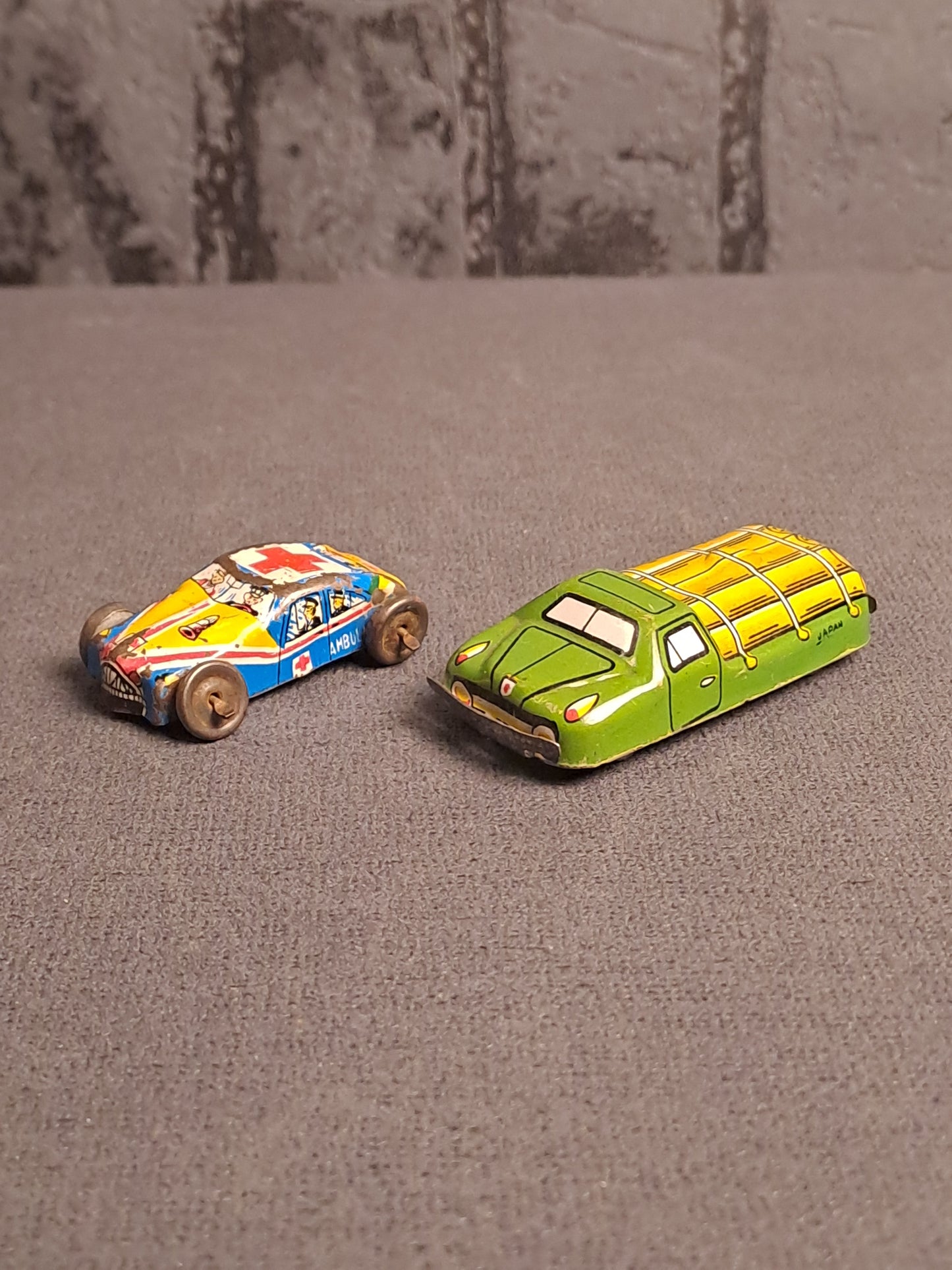 Vintage Lithographic Mini Tin Cars x2