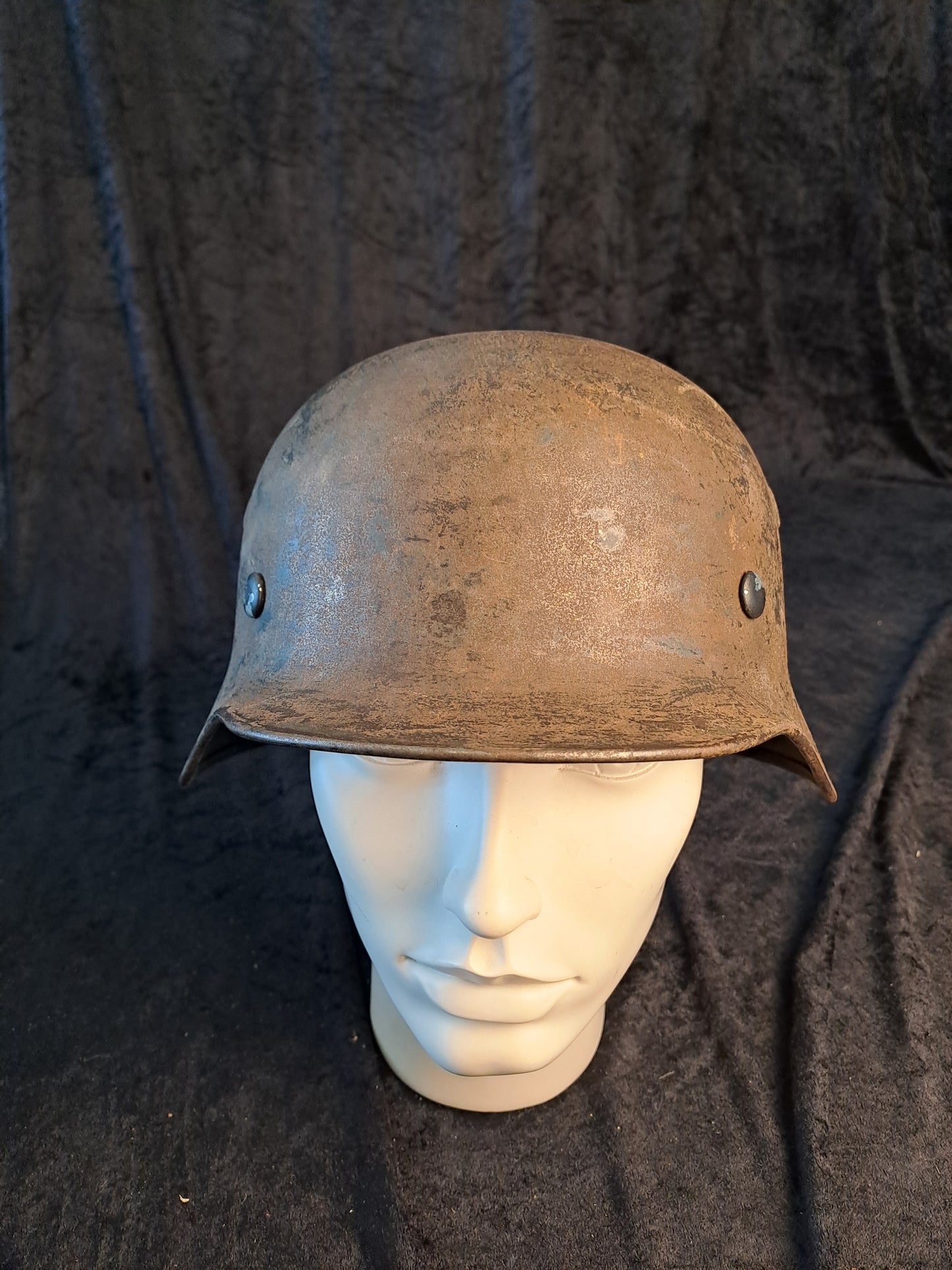 WW2 German Steel Helmet M40 / WW2 Tysk Stålhjelm M40