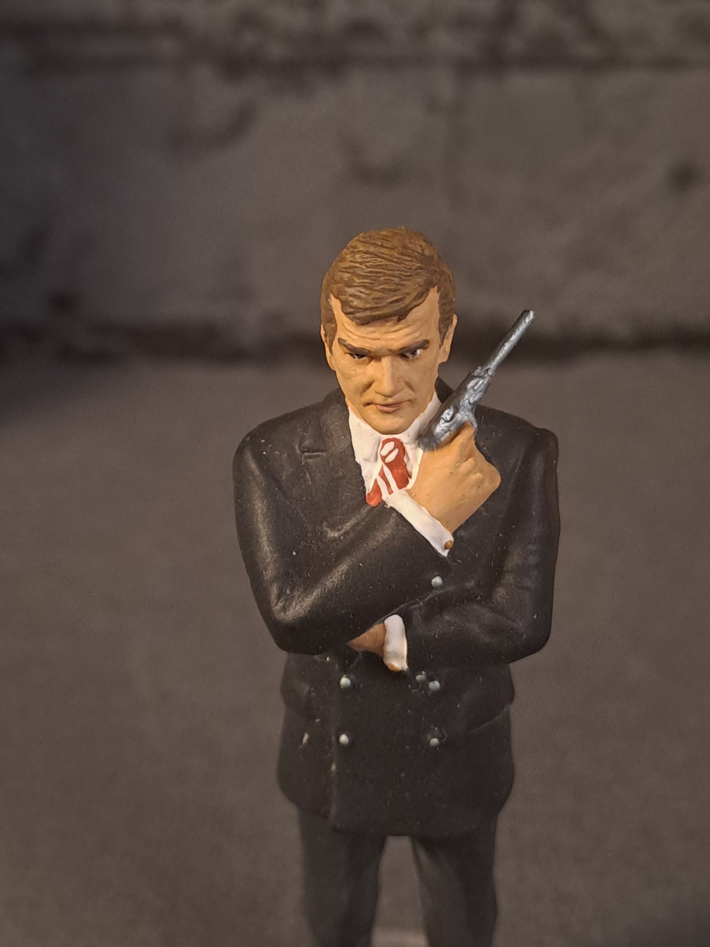 James Bond 007 Sir Roger Moore Corgi Icon 1999