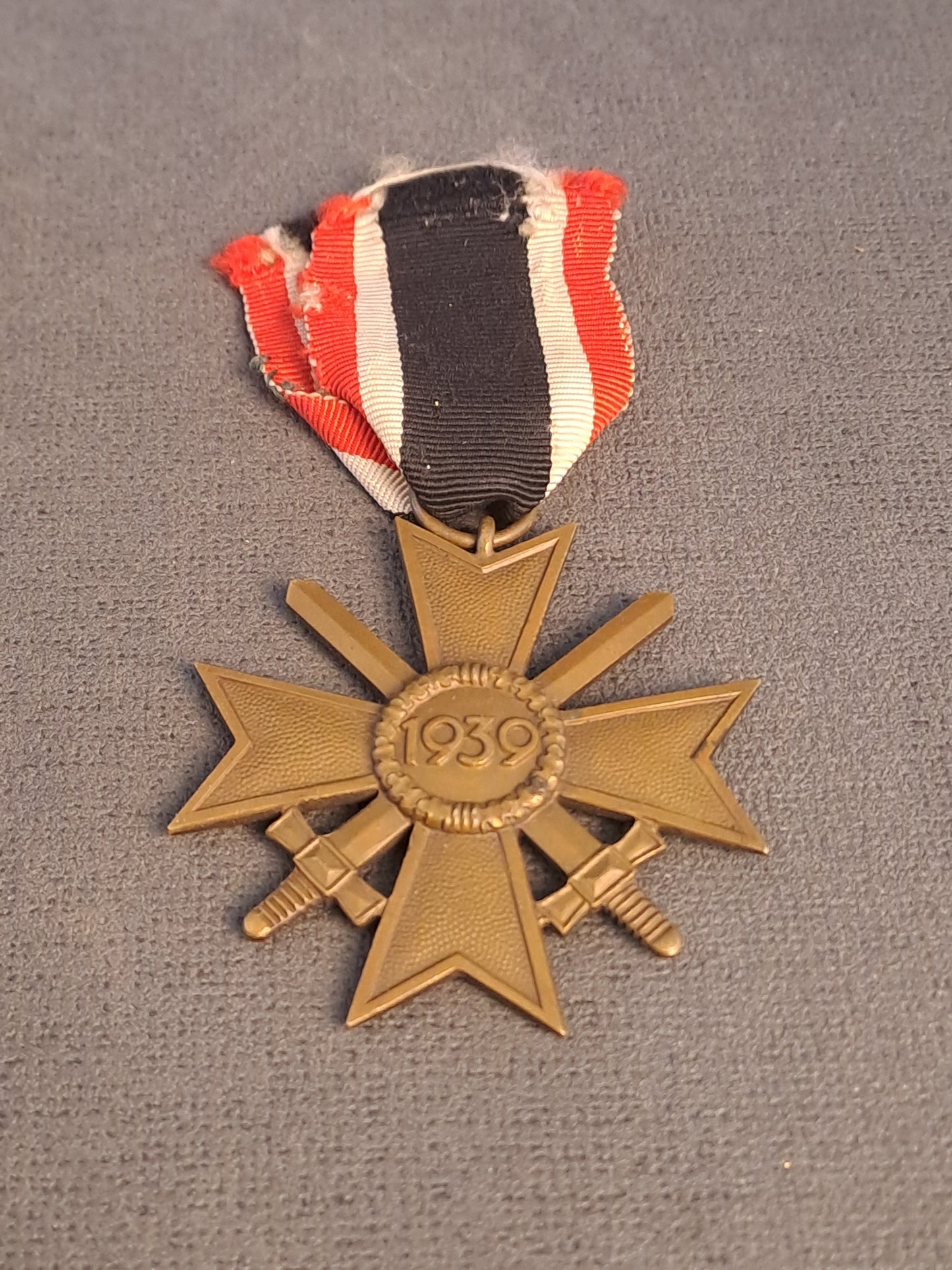 WW2 Kriegsverdienstkreuz 2. Klasse mit Schwertern / WW2 Krigsfortjenestesmedalje 2. Klasse med Sværd