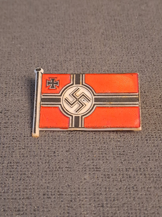 WHW Reichskruegsflagge Regiments Standarte