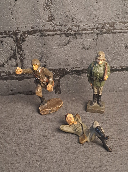 Lineol and Elastolin x3