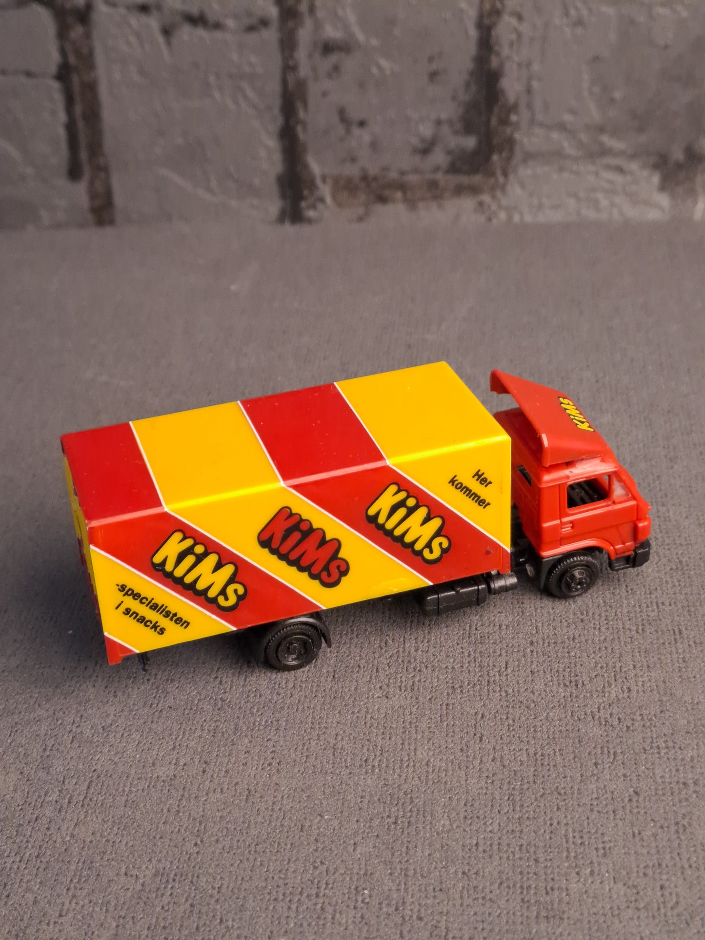 Herpa Truck Kims Company / Herpa Lastbil Kims Chips