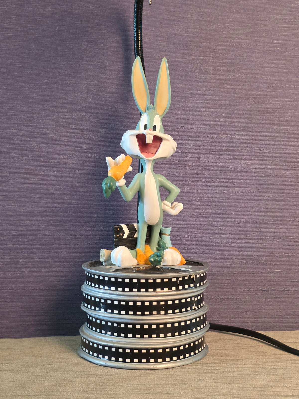 Snurre Snup Vintage Lampe Looney Tunes / Bugs Bunny Lamp Looney Tunes