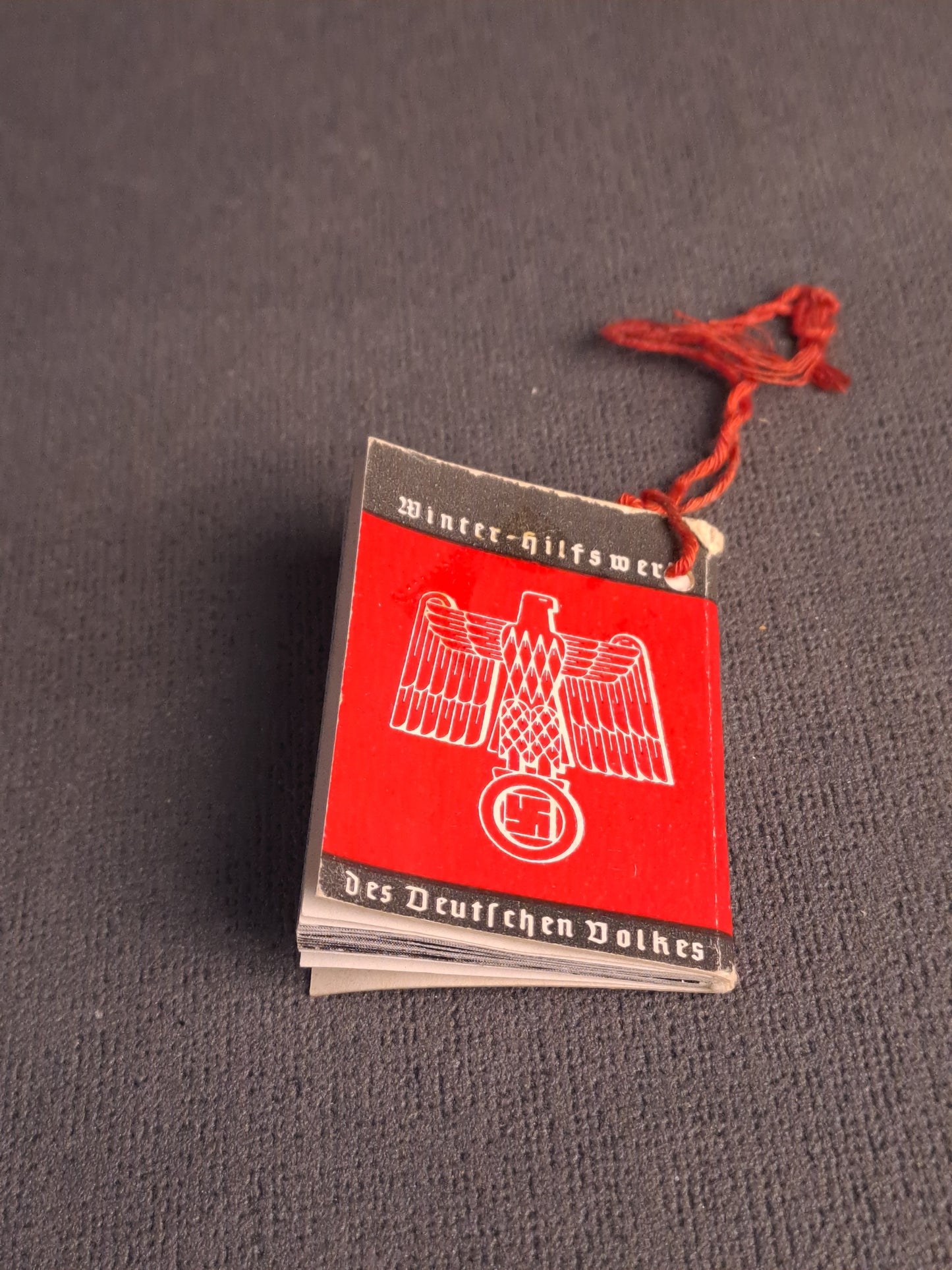 WHW Der Fuhrer Mini Booklet Und due Wehrmacht