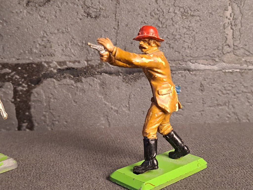 Britains Deetail General Custer and Cowboy