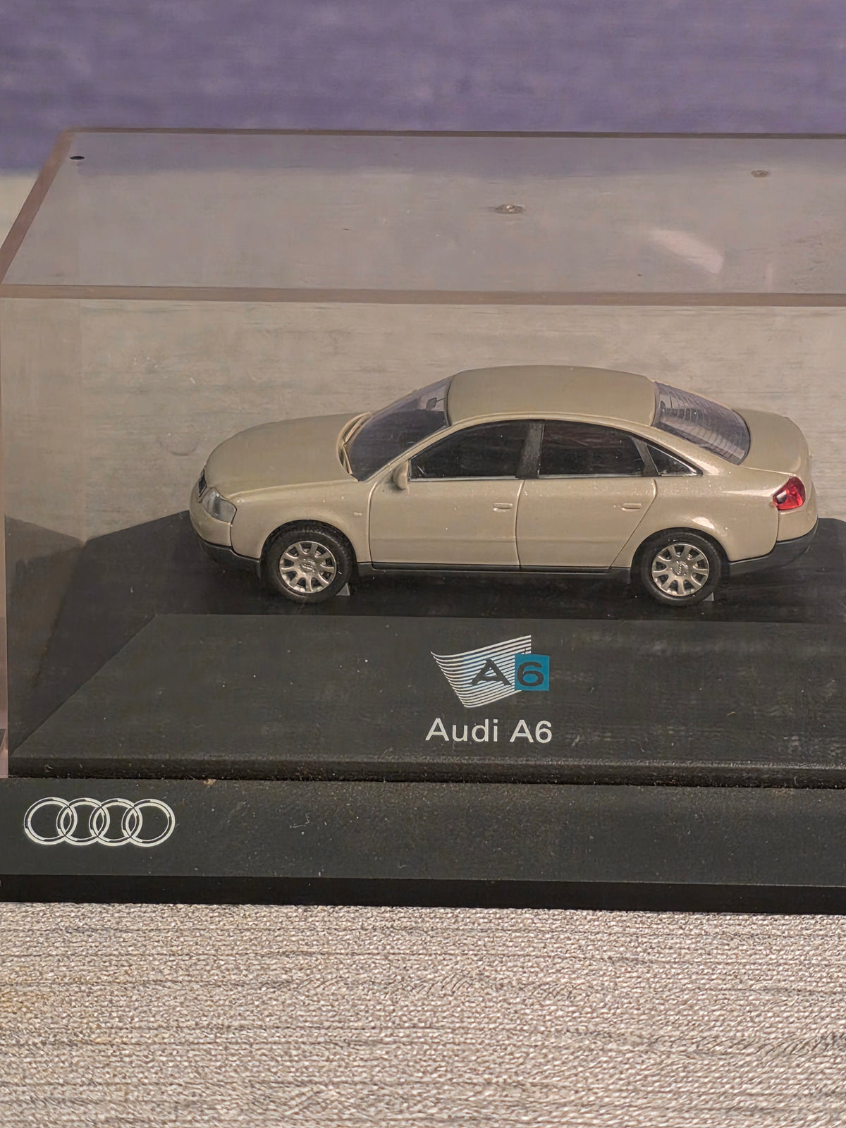 Audi A6 Modelbil