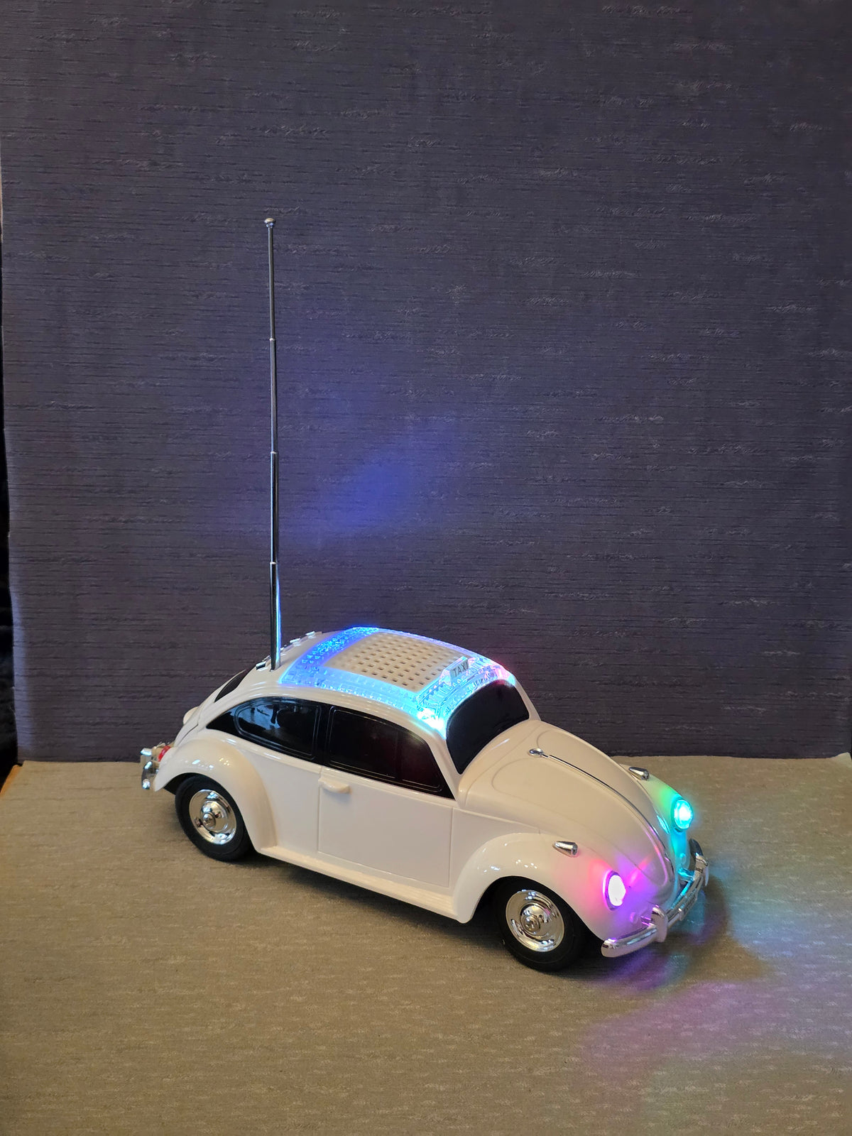 VW Boble Bluetooth Højtaler med Radio og LED