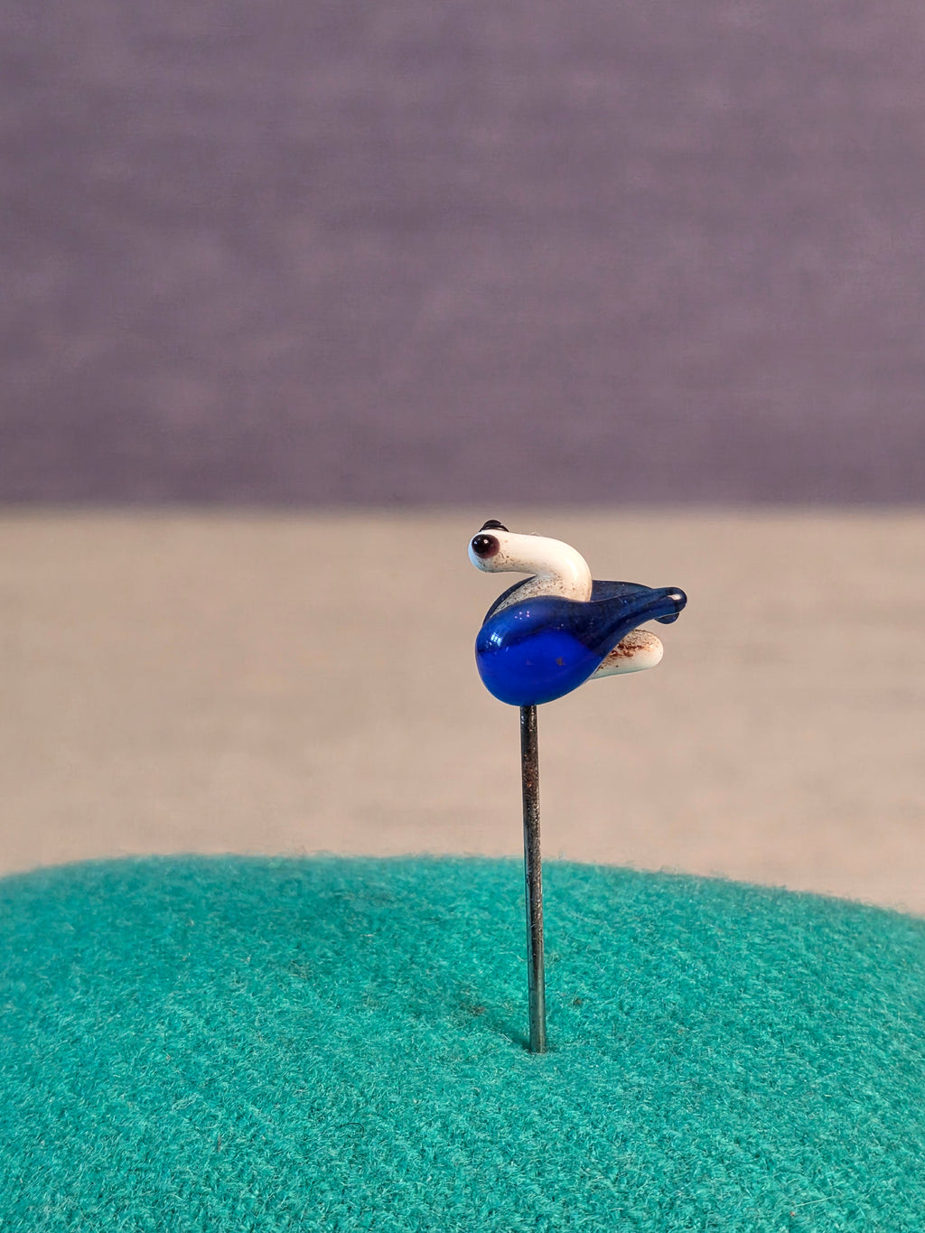 Needle Case Swan