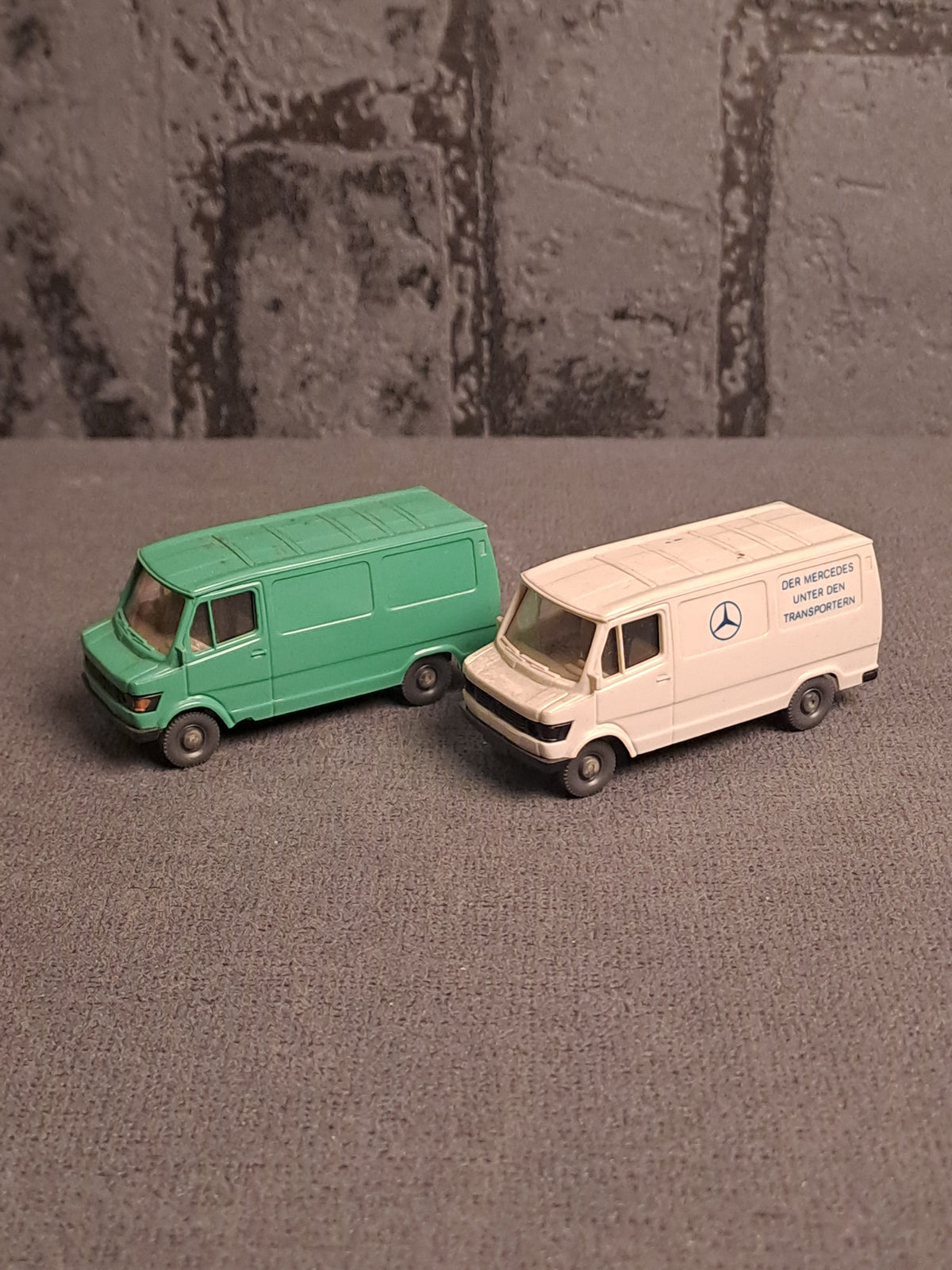Wiking Mercedes x2