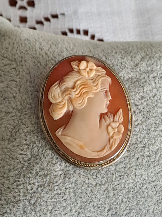 Antique 800 Silver Shell Carved Cameo Pendant/Brooch