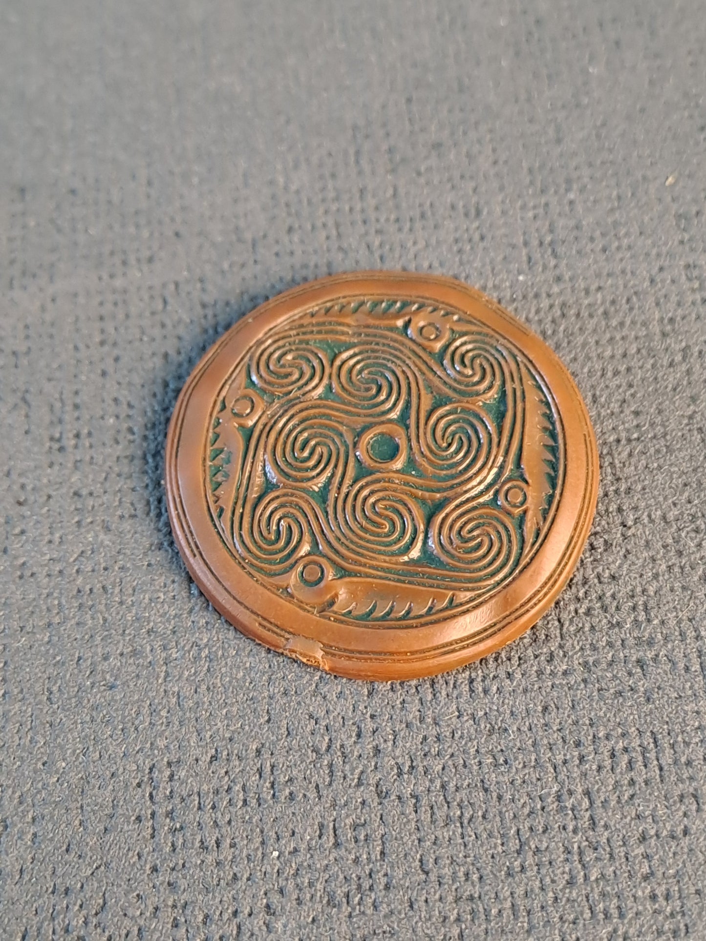 WHW Donation Badge 1941-42