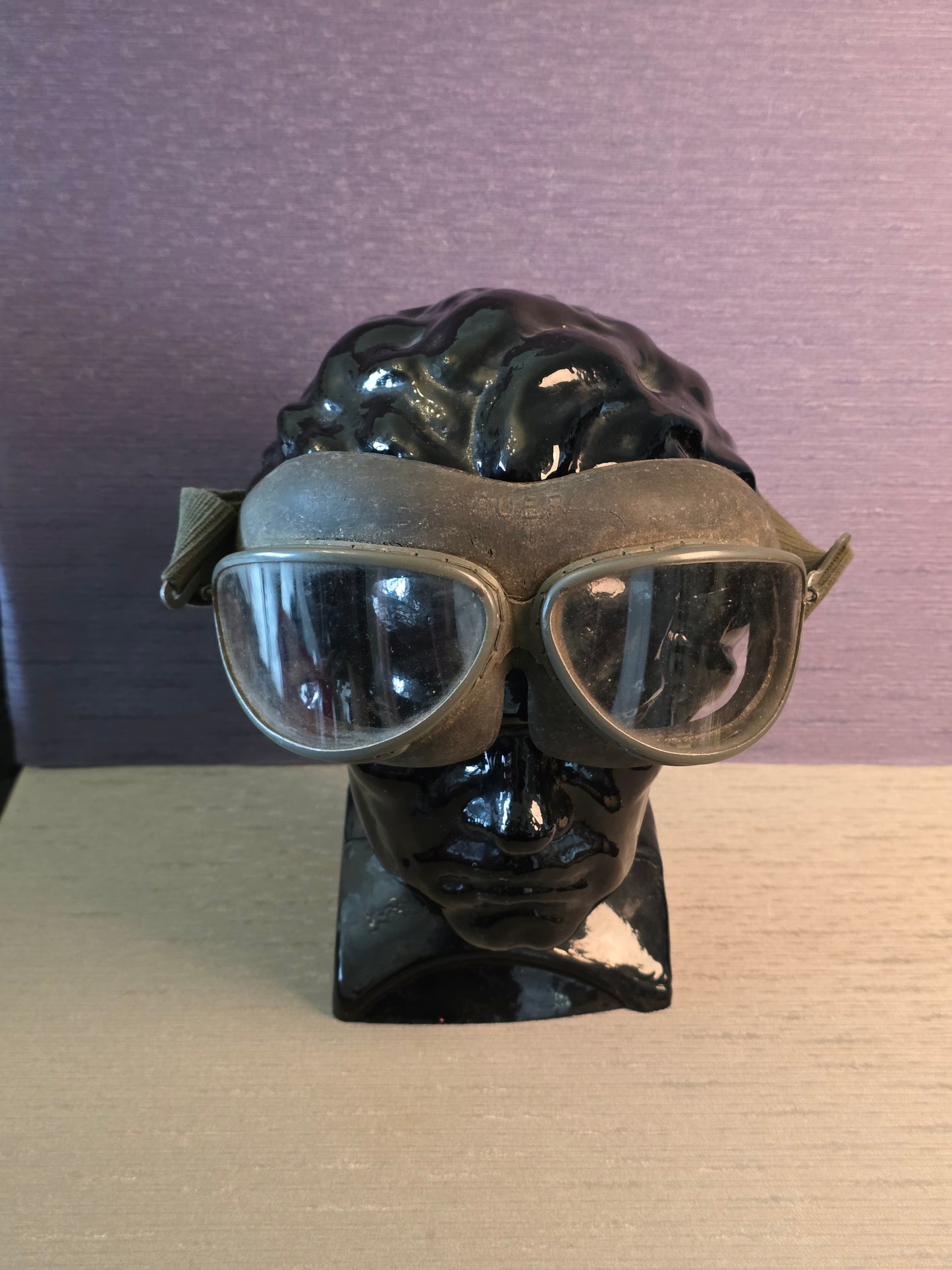 WW2 Auer Windschutzbrille Model 295 Complete