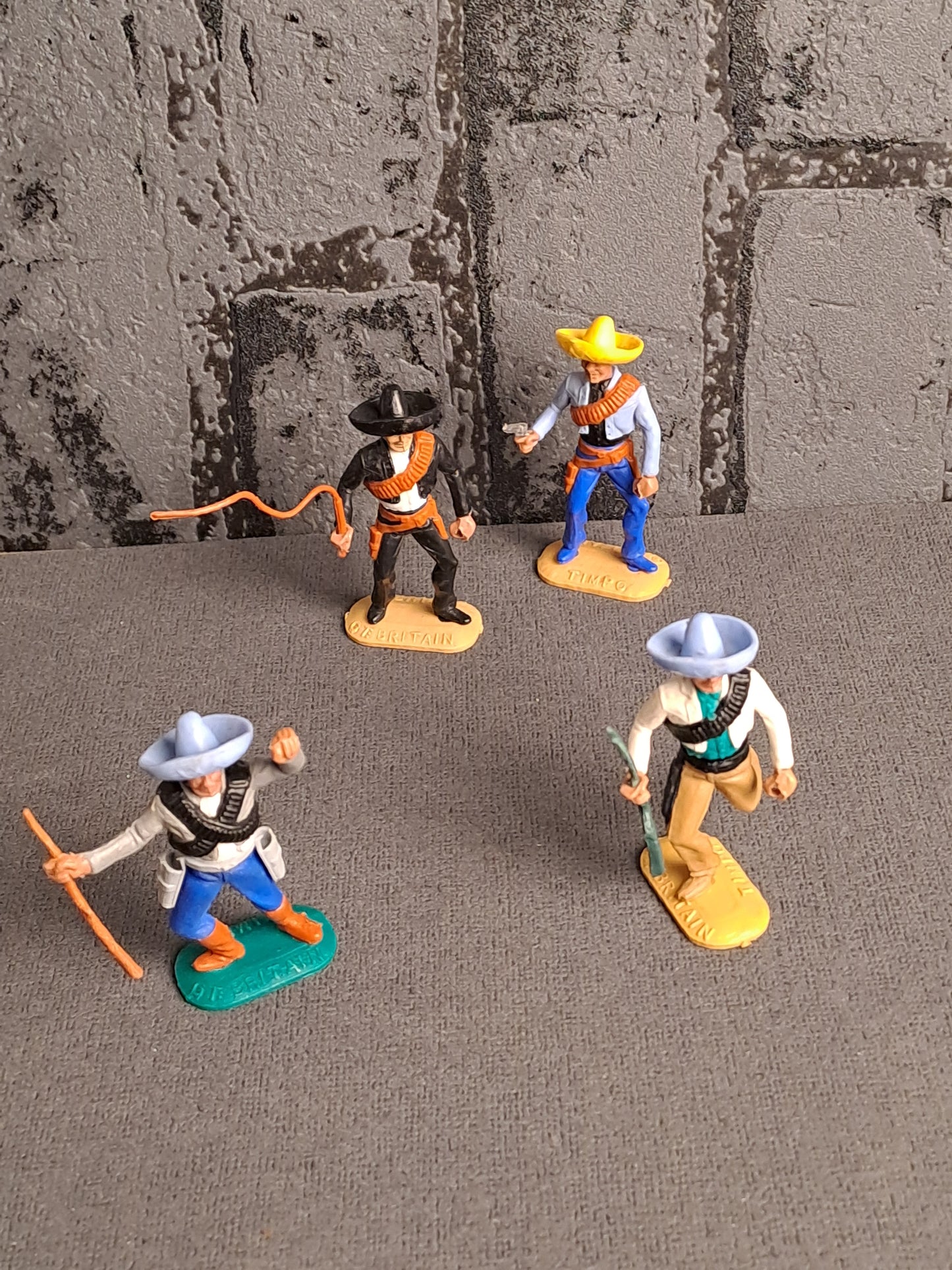 Timpo Toys Mexicans / Timpo Toys Mexicanere