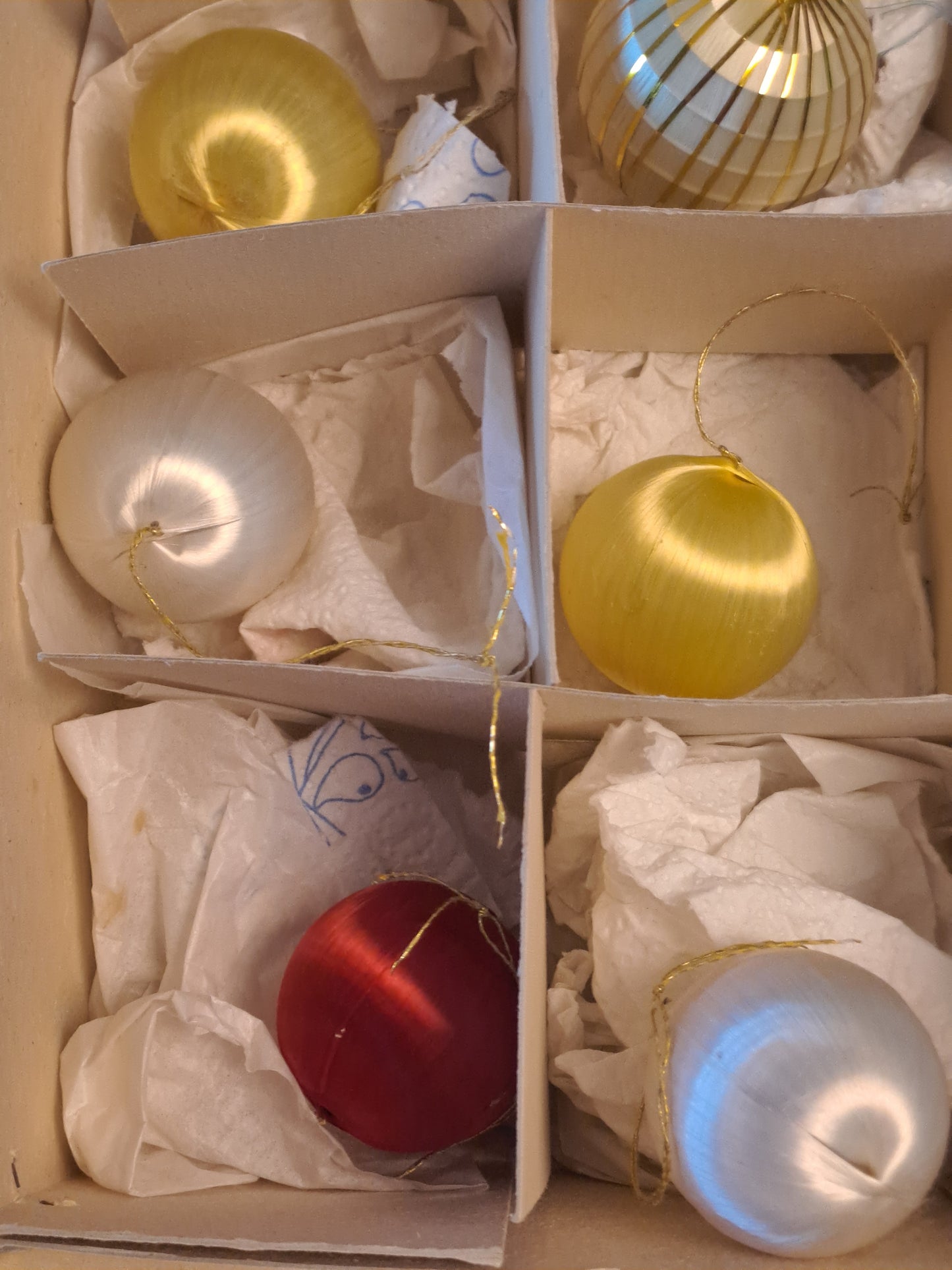 Vintage Satin Julekugler