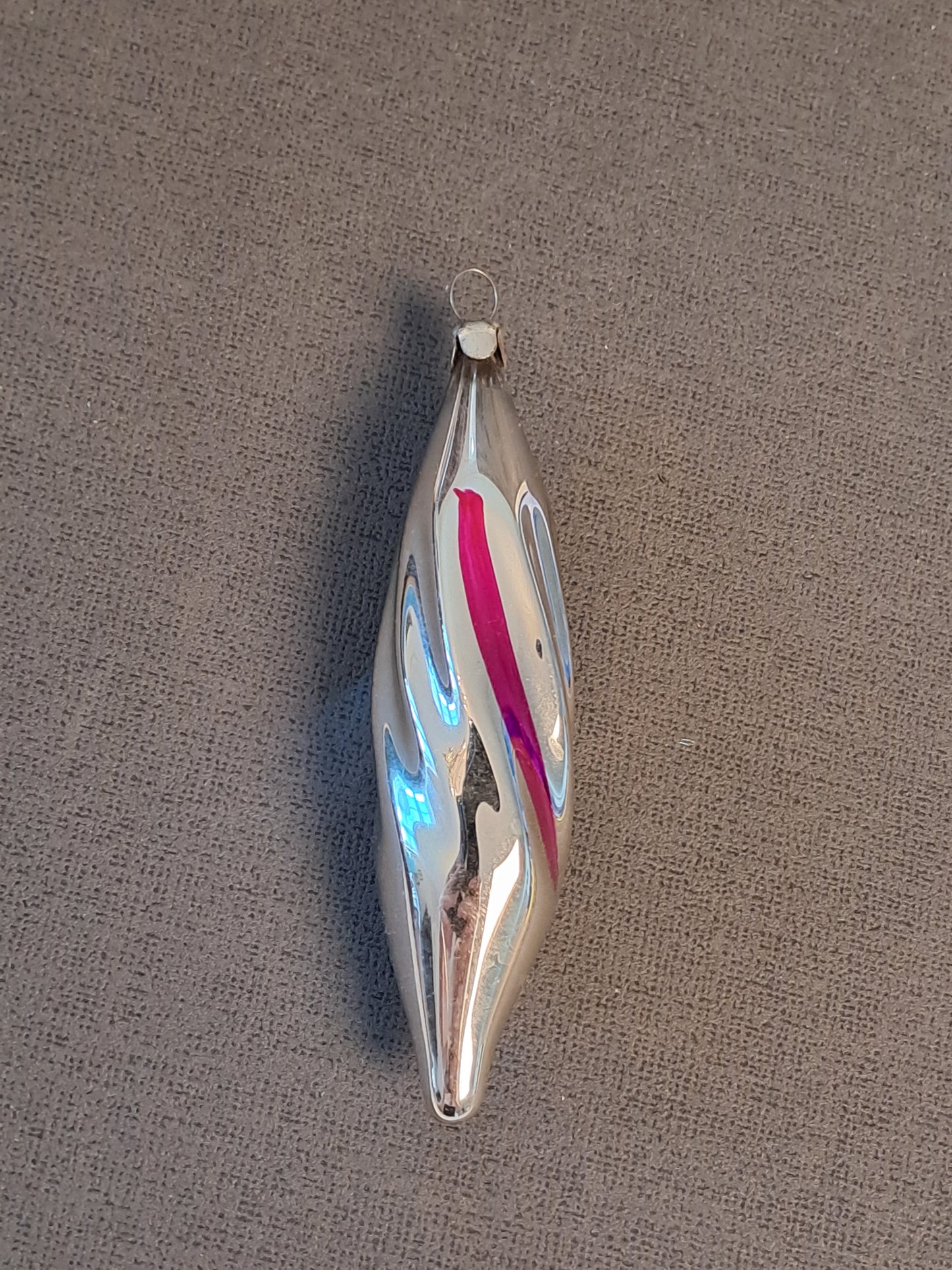 Vintage Christmas Ball / Vintage Julekugle